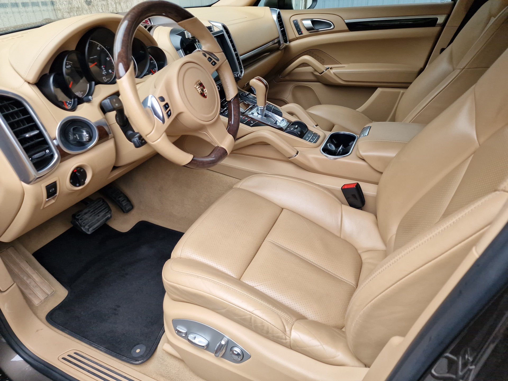 PORSCHE Cayenne Diesel-image-7