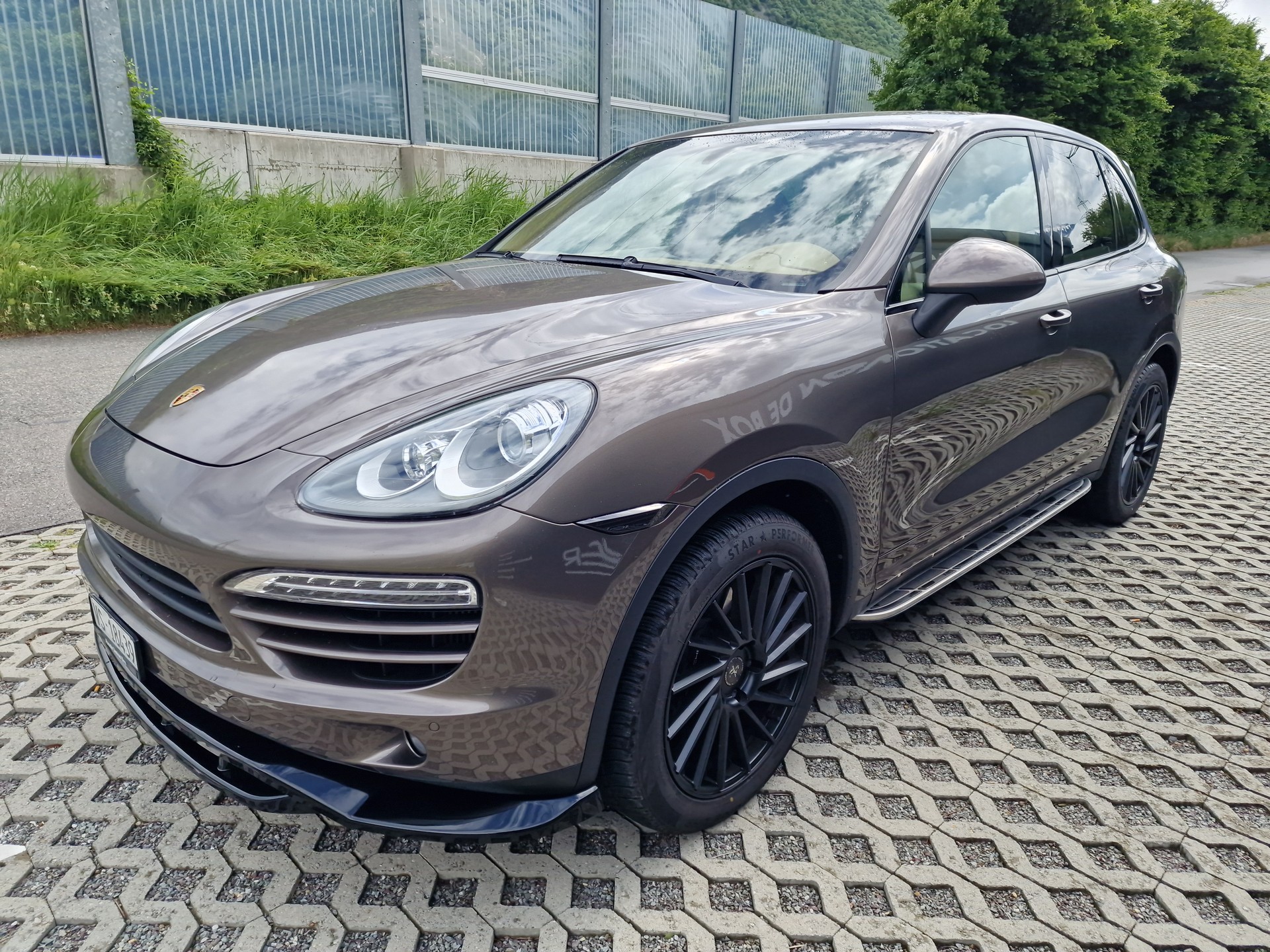 PORSCHE Cayenne Diesel-image-2