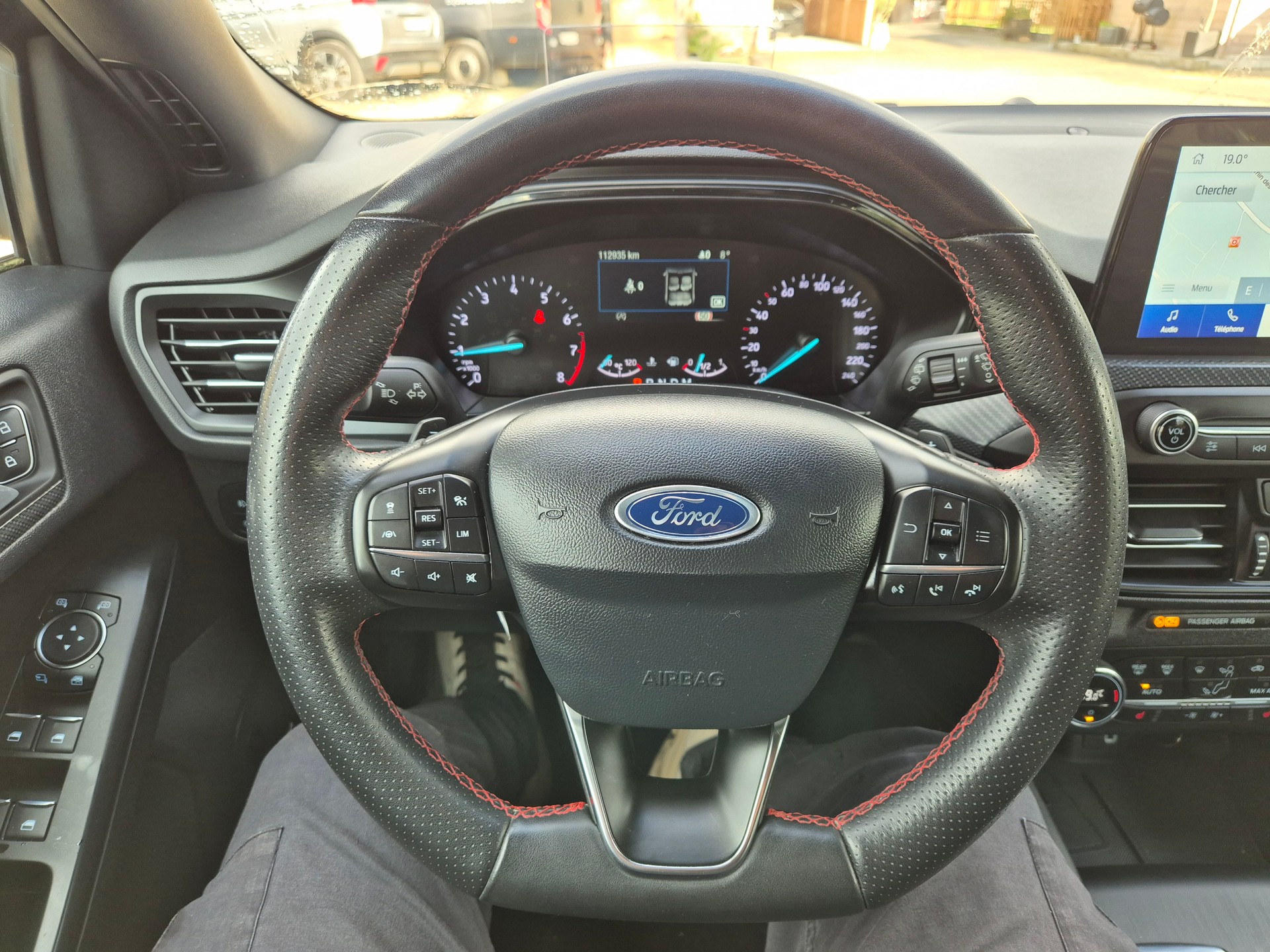 FORD Focus 1.5 SCTi ST Line Automatic-image-10
