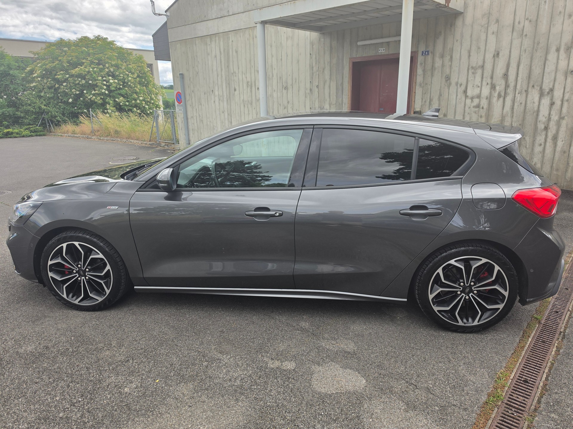 FORD Focus 1.5 SCTi ST Line Automatic-image-7