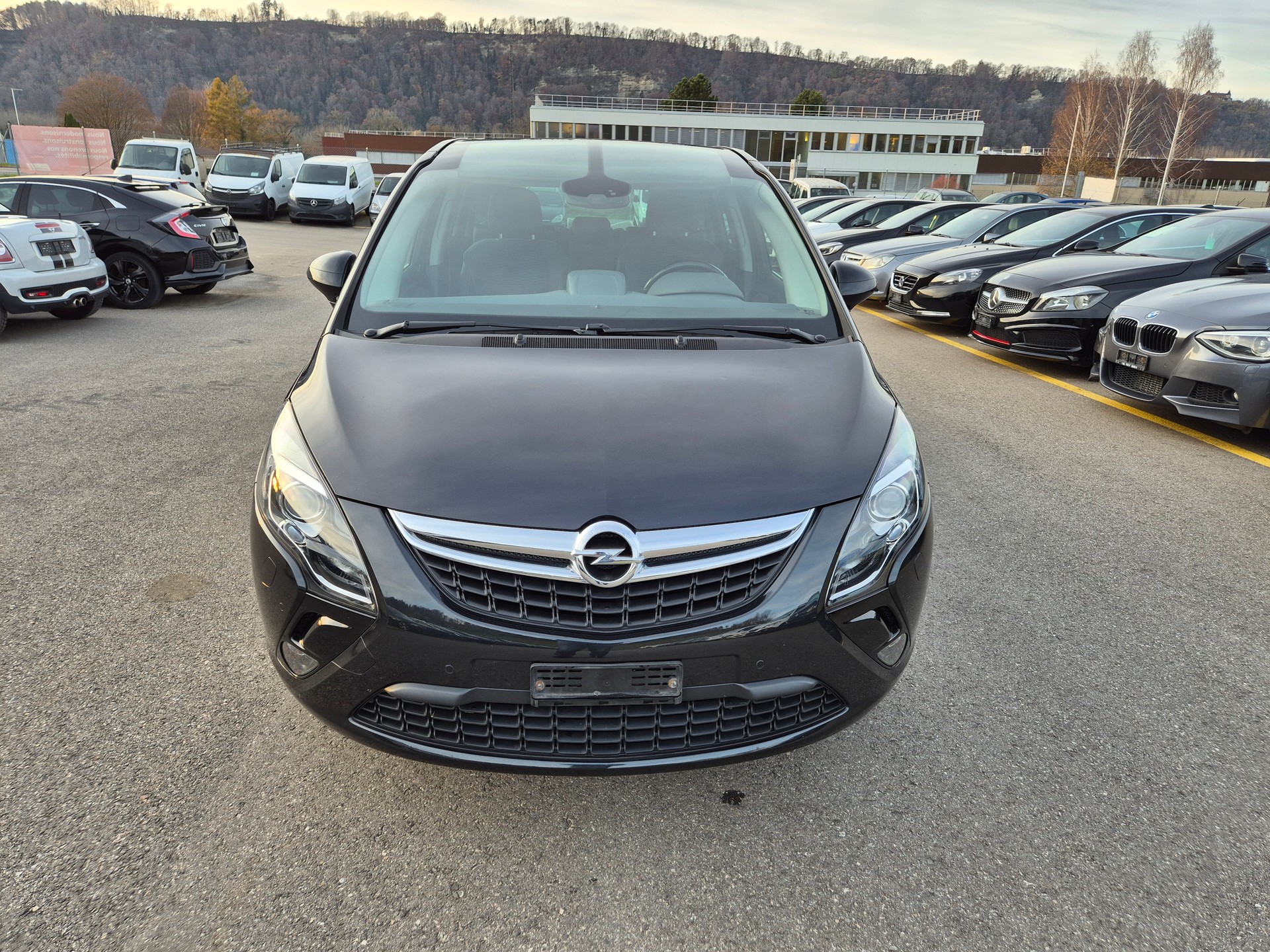 OPEL Zafira Tourer 1.4i 16V Cosmo-image-6