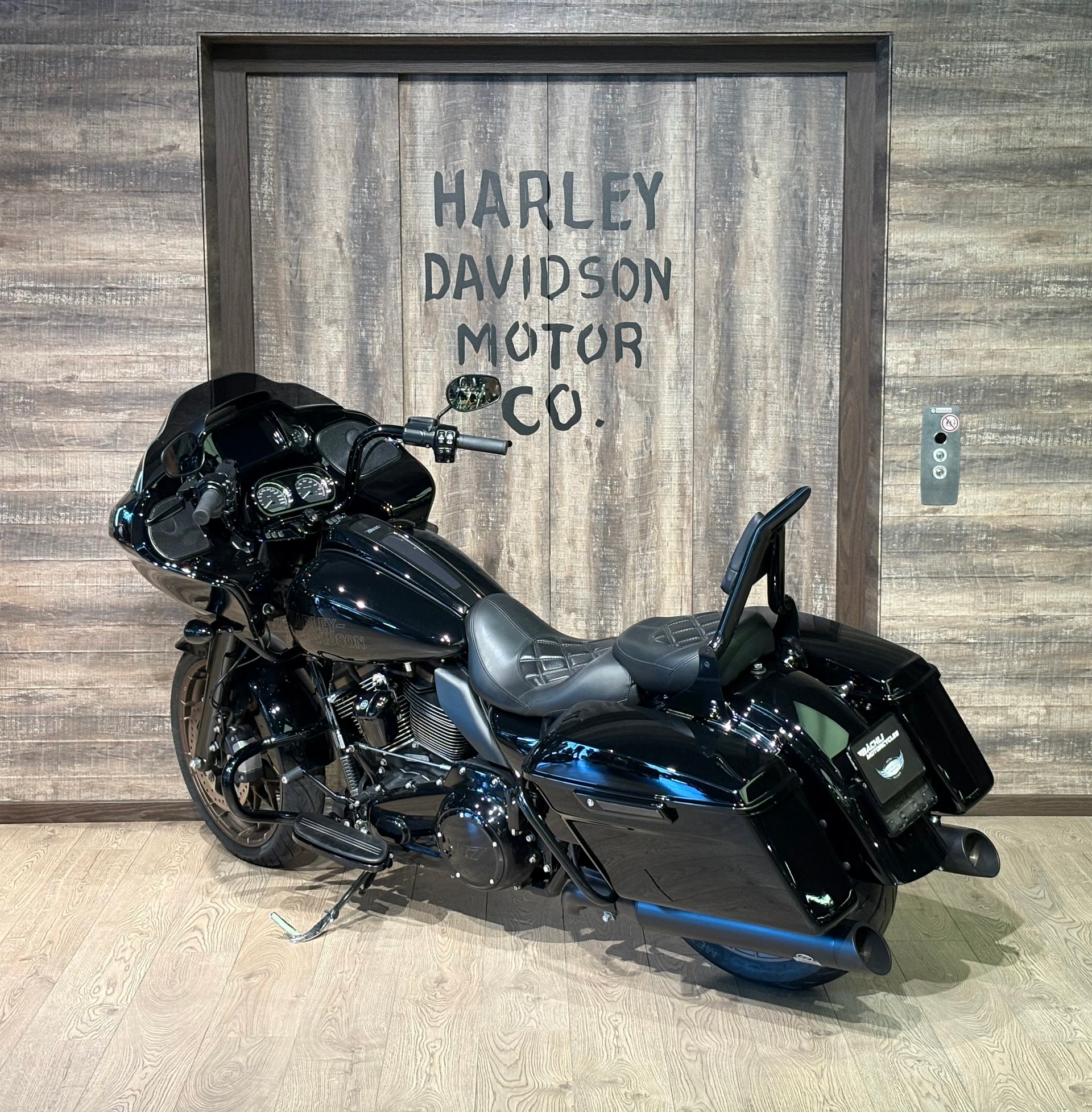 HARLEY-DAVIDSON FLTRXST Road Glide ST 117-image-4