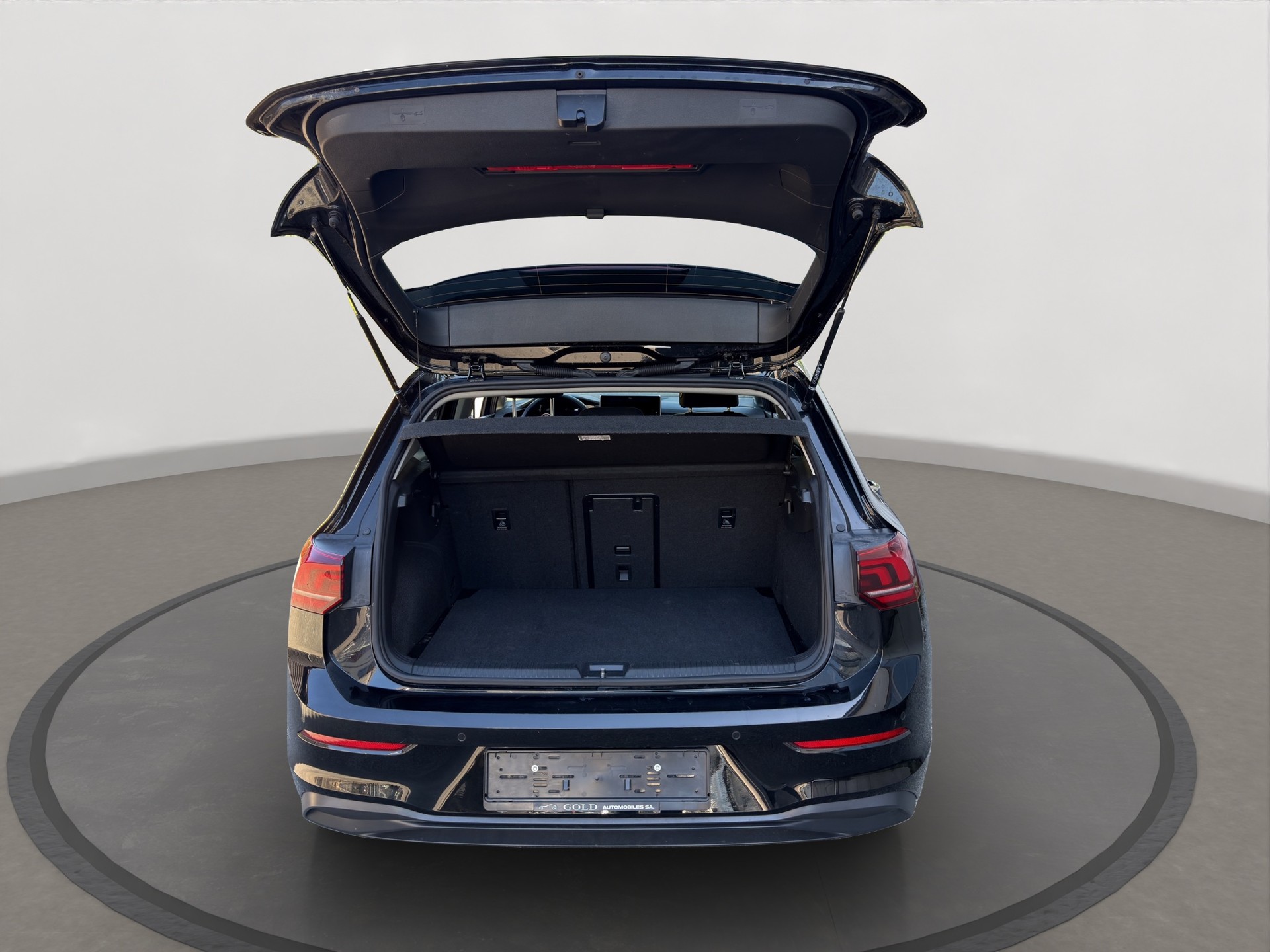 VW Golf 1.5 e TSI mHEV Life DSG-image-15
