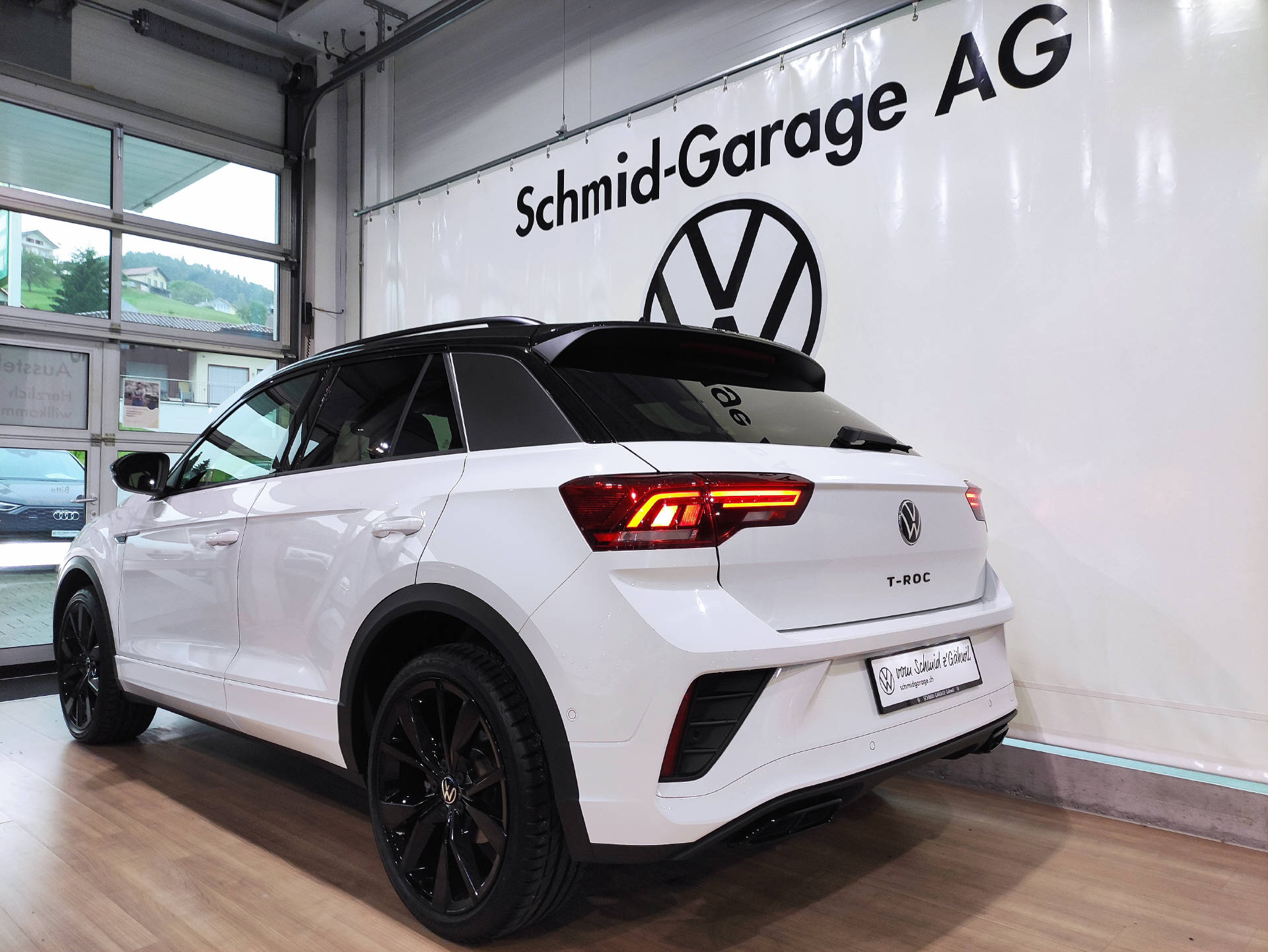VW T-Roc 2.0 TSI R-Line Black-Style DSG 4motion-image-15