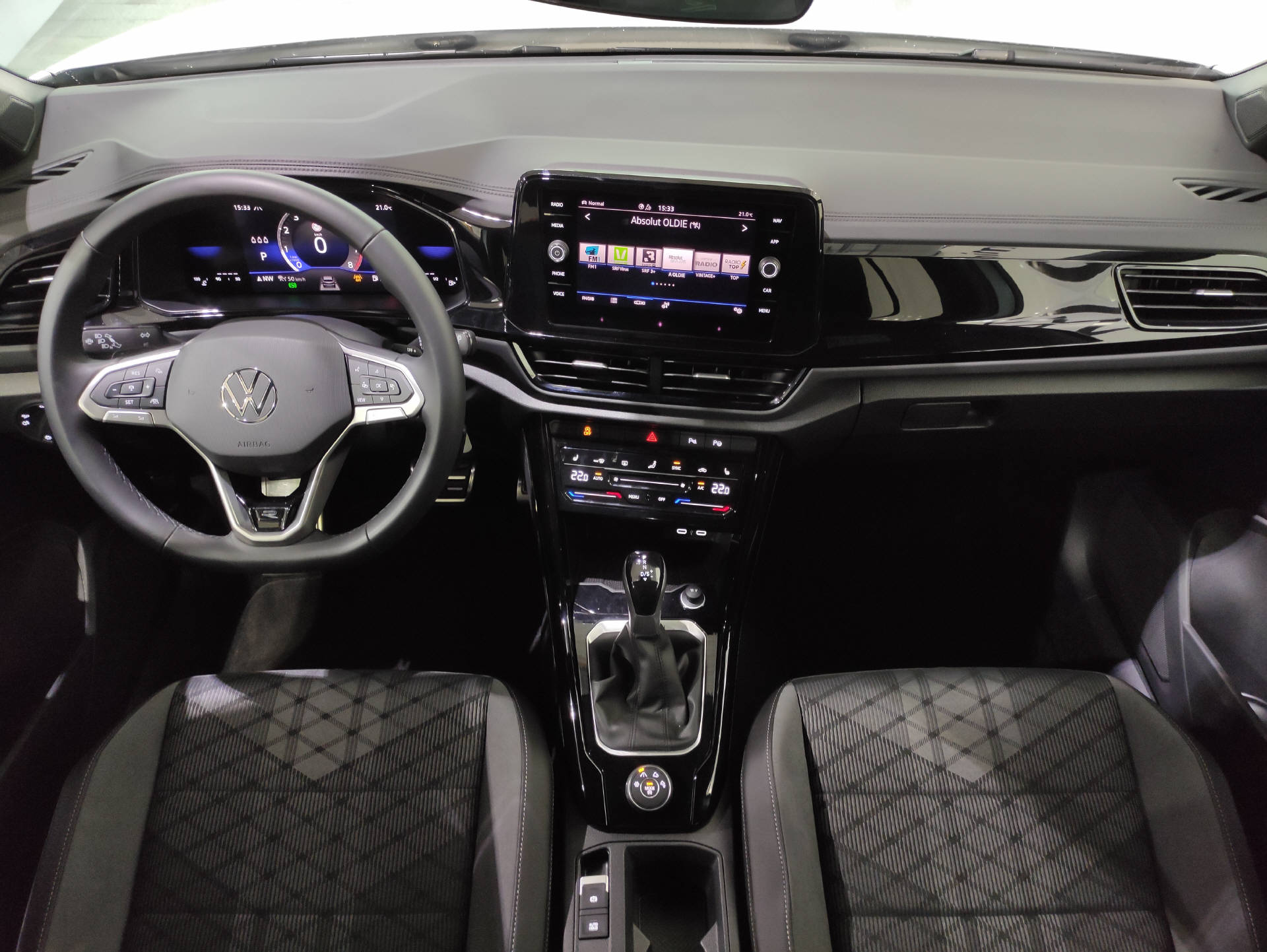 VW T-Roc 2.0 TSI R-Line Black-Style DSG 4motion-image-12