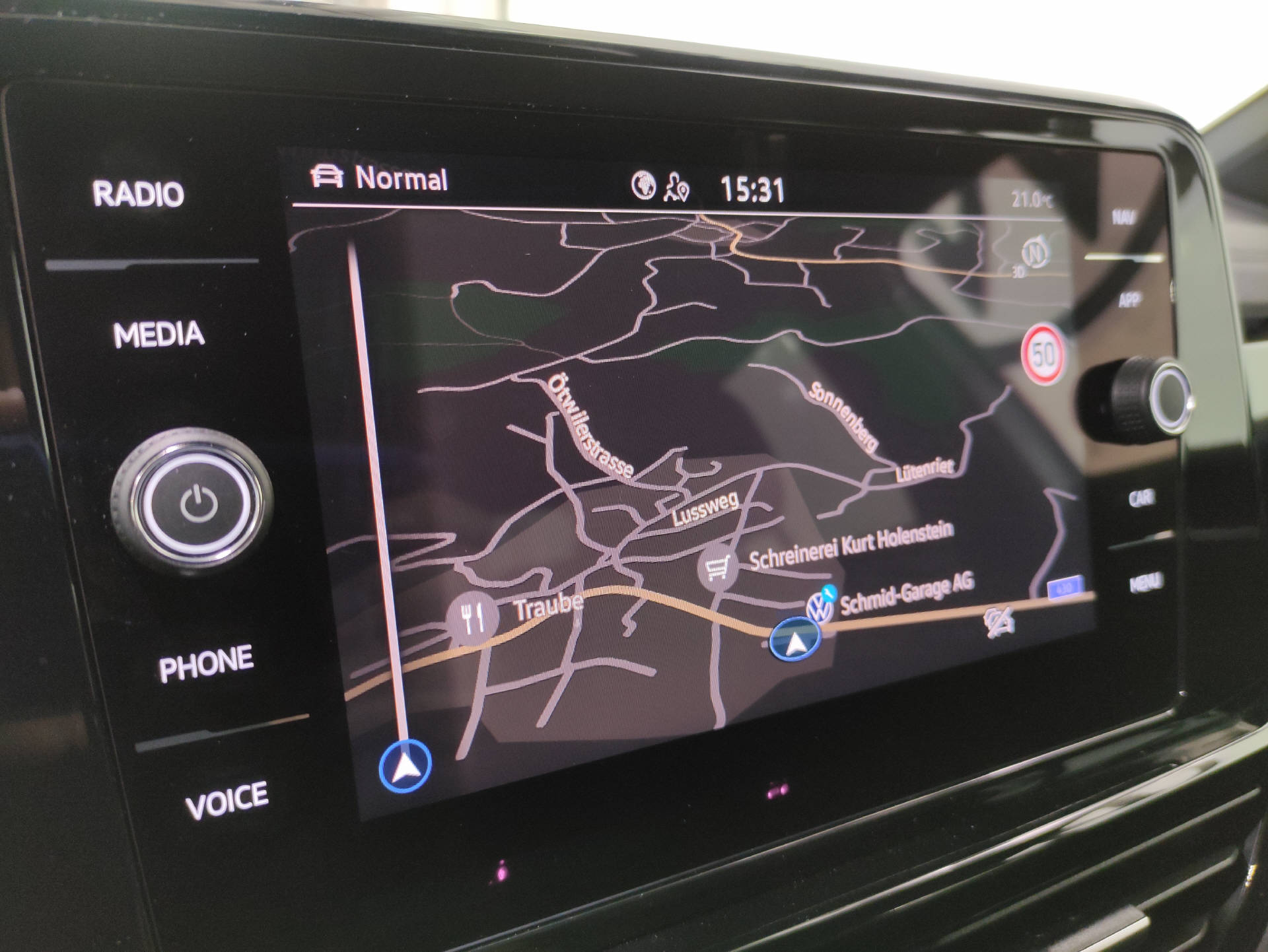 VW T-Roc 2.0 TSI R-Line Black-Style DSG 4motion-image-7