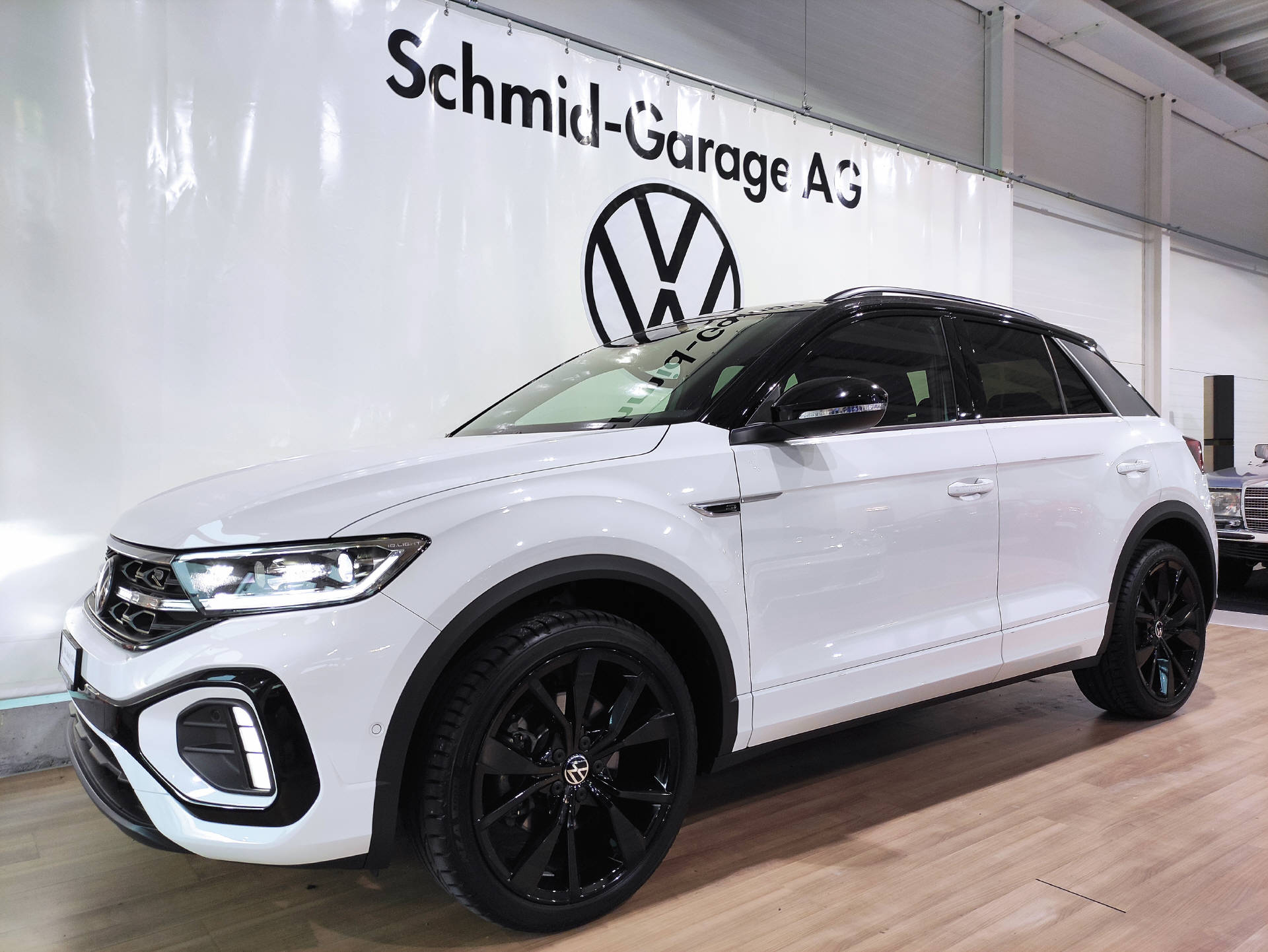 VW T-Roc 2.0 TSI R-Line Black-Style DSG 4motion-showroom-element-1