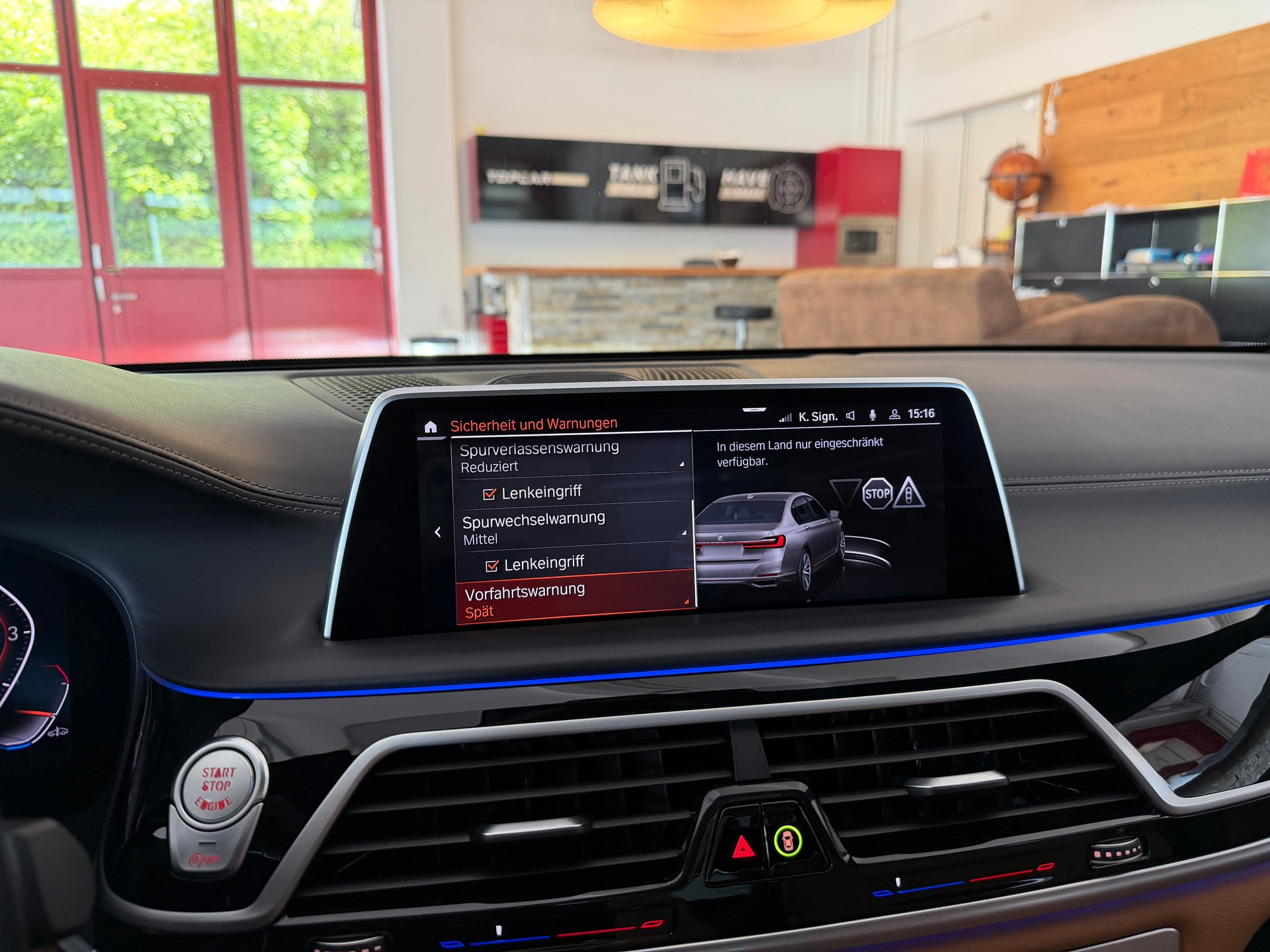 BMW 750i xDrive Steptronic-image-27