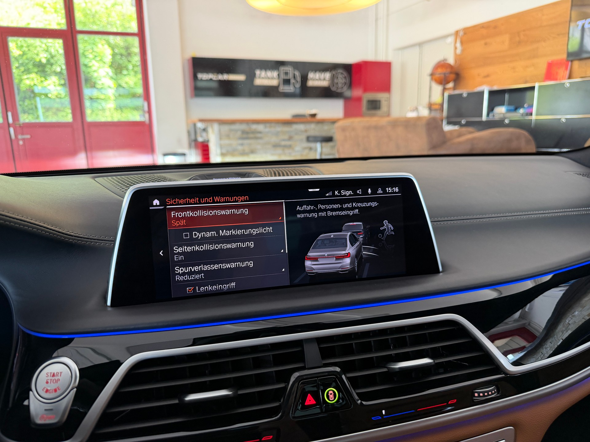 BMW 750i xDrive Steptronic-image-26