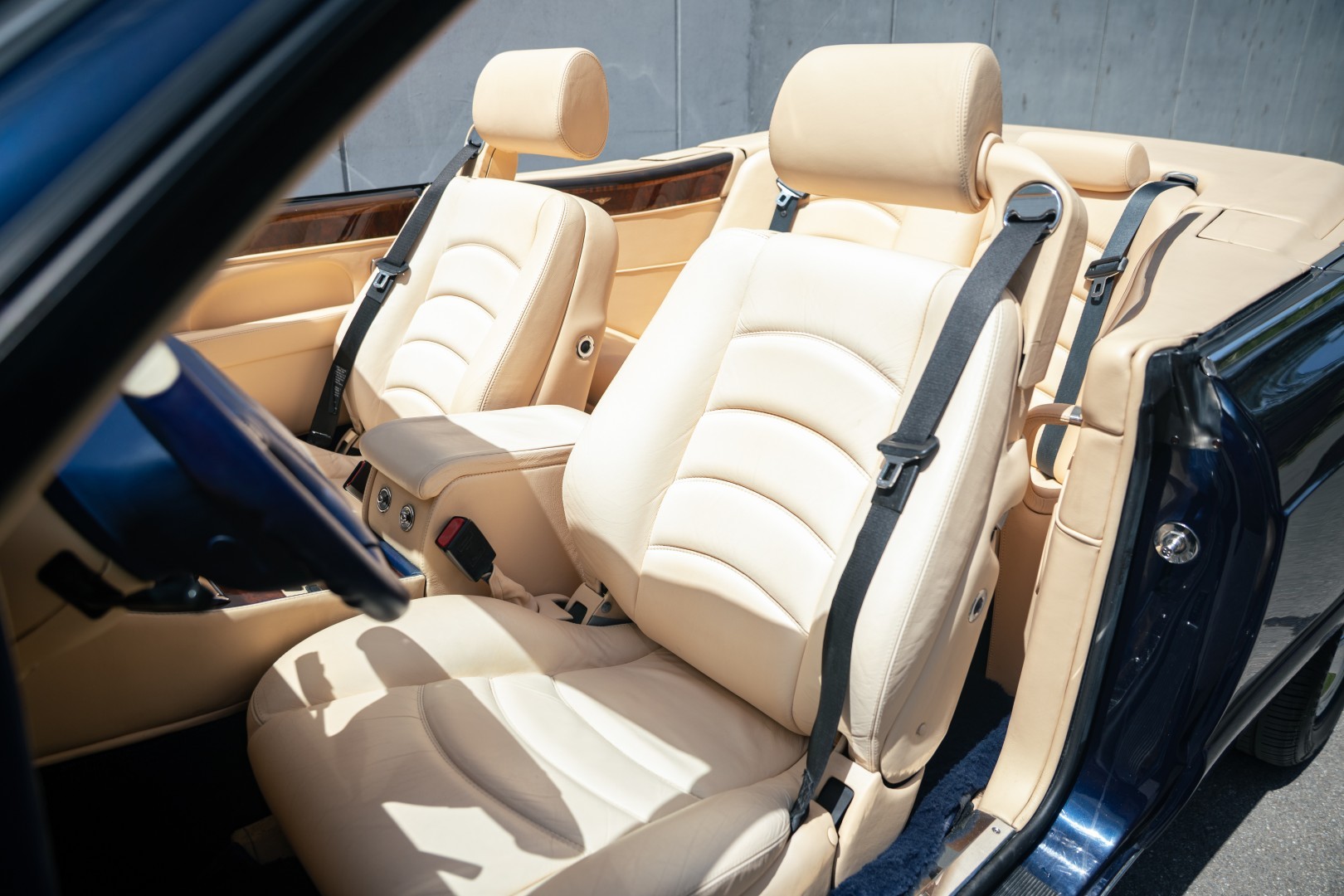 BENTLEY Azure-image-13