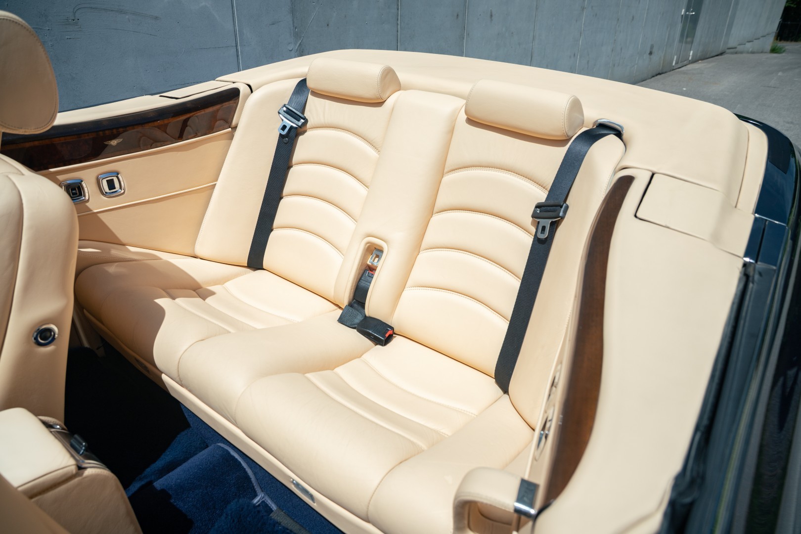 BENTLEY Azure-image-10
