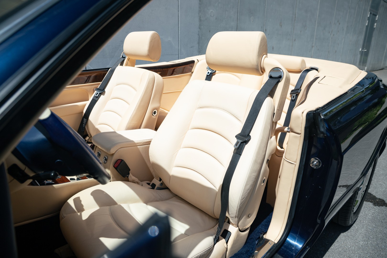 BENTLEY Azure-image-9