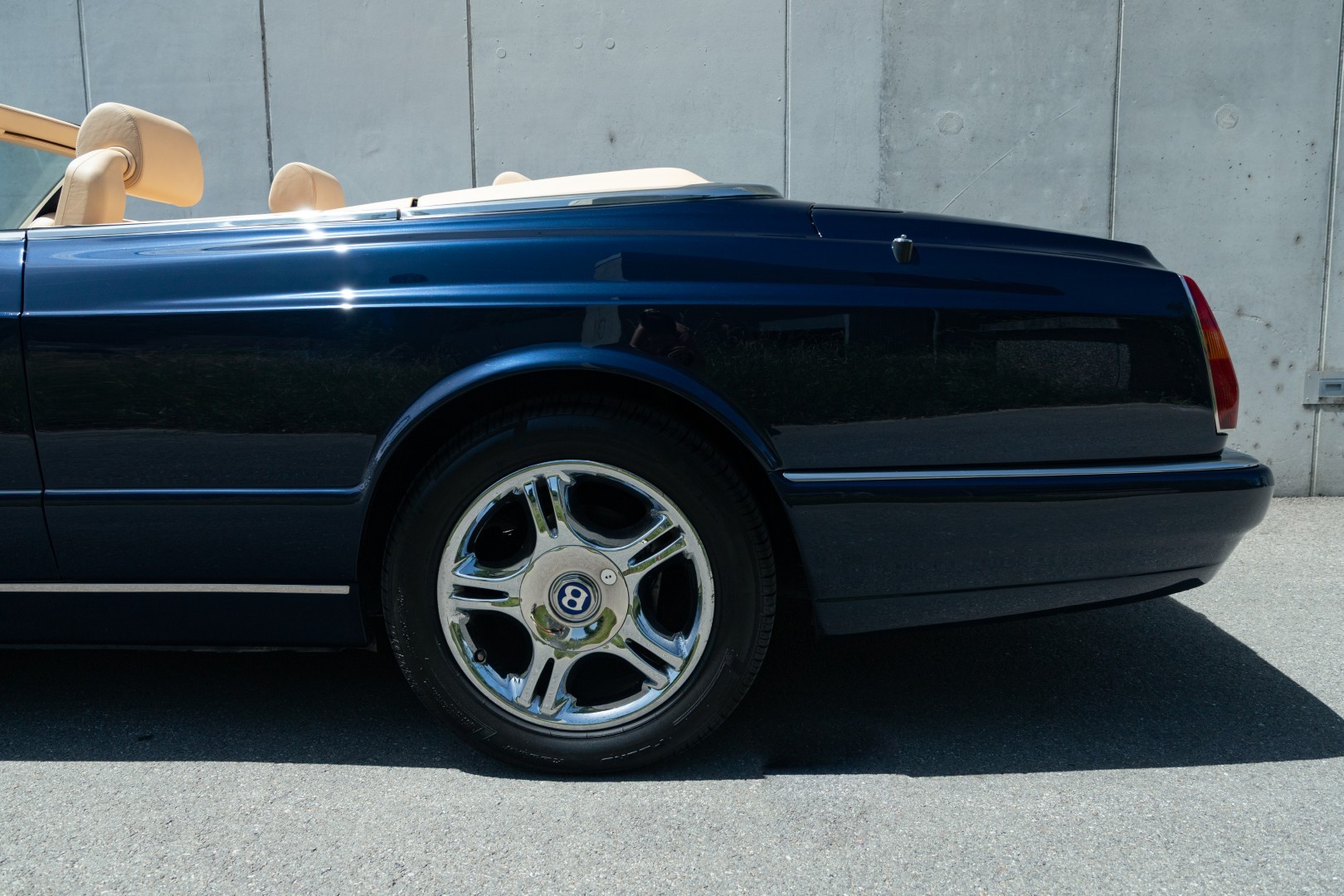 BENTLEY Azure-image-3