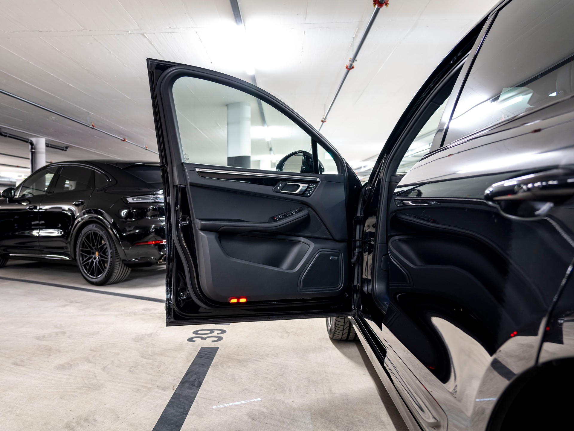 PORSCHE Macan S PDK-image-19