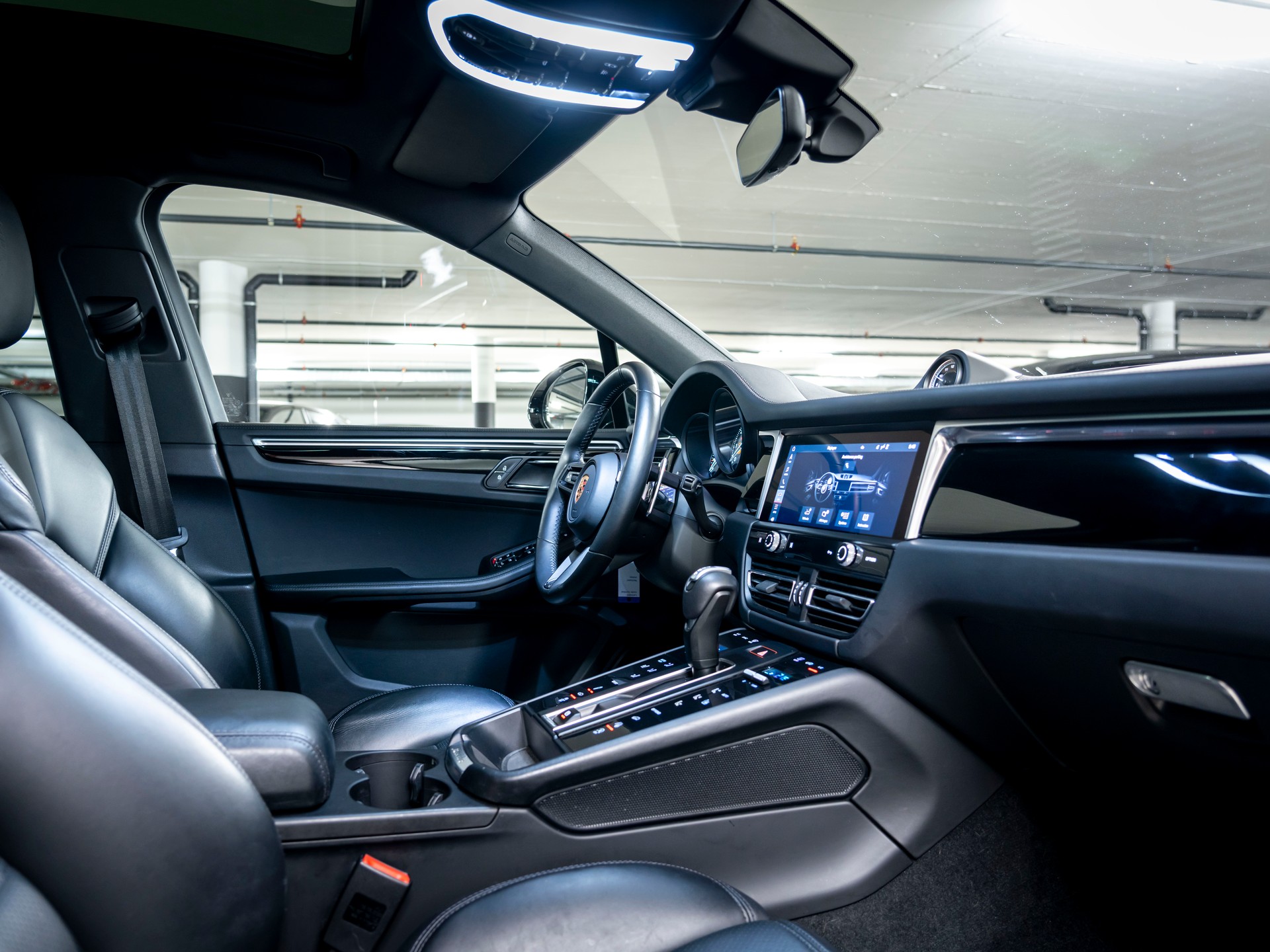 PORSCHE Macan S PDK-image-22