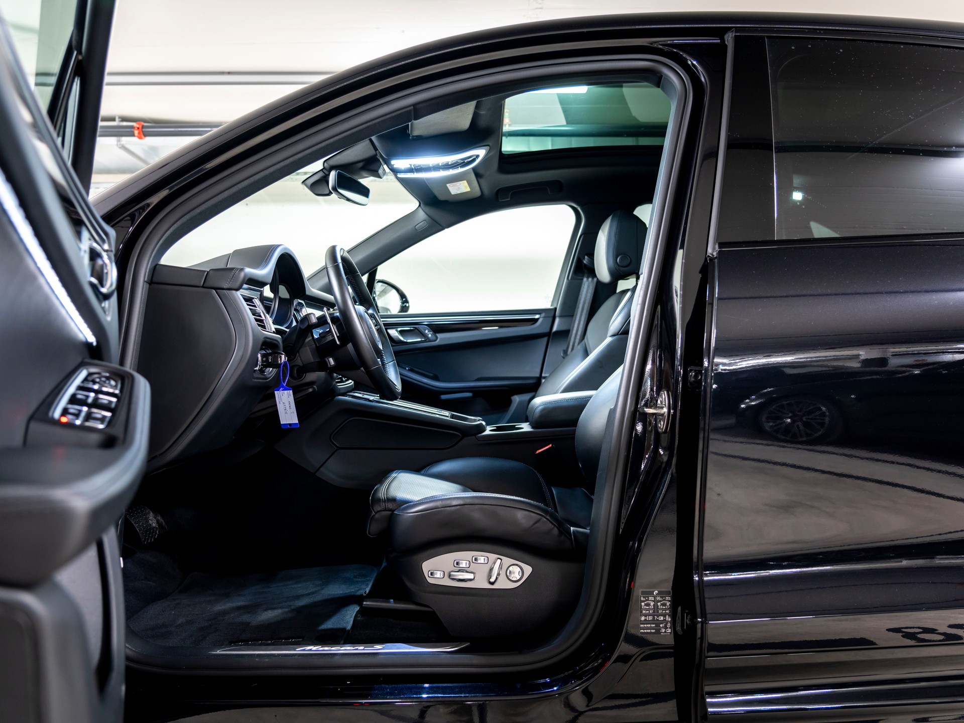 PORSCHE Macan S PDK-image-16