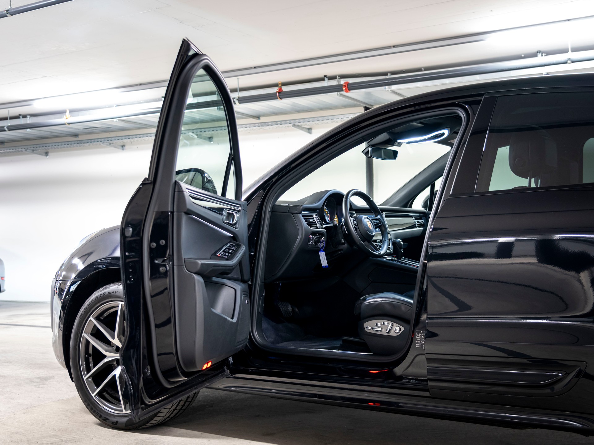 PORSCHE Macan S PDK-image-15