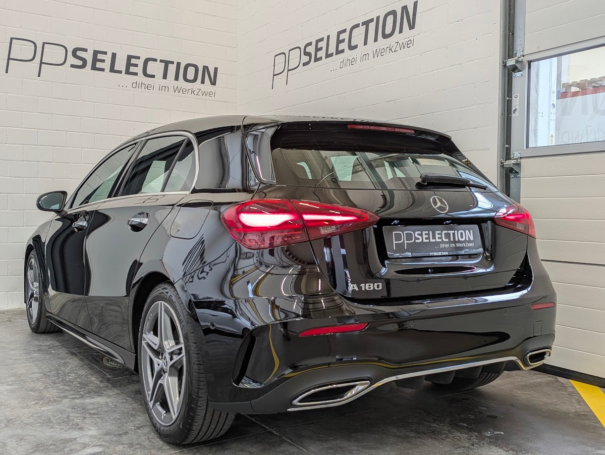 MERCEDES-BENZ A 180 AMG Line 7G-DCT*FACELIFT WERKSGAR VOLL-LED TEILLEDER-SPORTSITZE CAM MBUX-NAVI SITZHEIZUNG UVM*-image-31