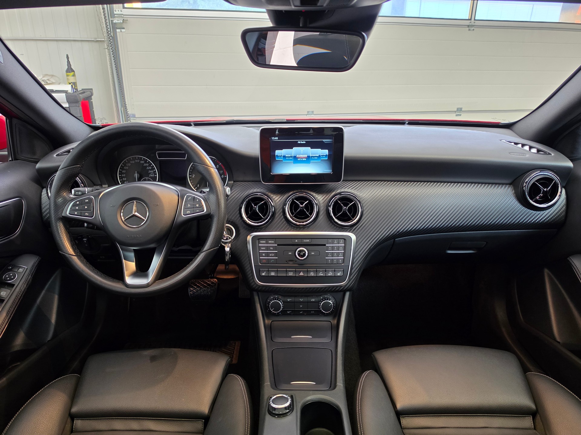 MERCEDES-BENZ GLA 200 CDI Swiss Star Edition 4Matic 7G-DCT-image-5