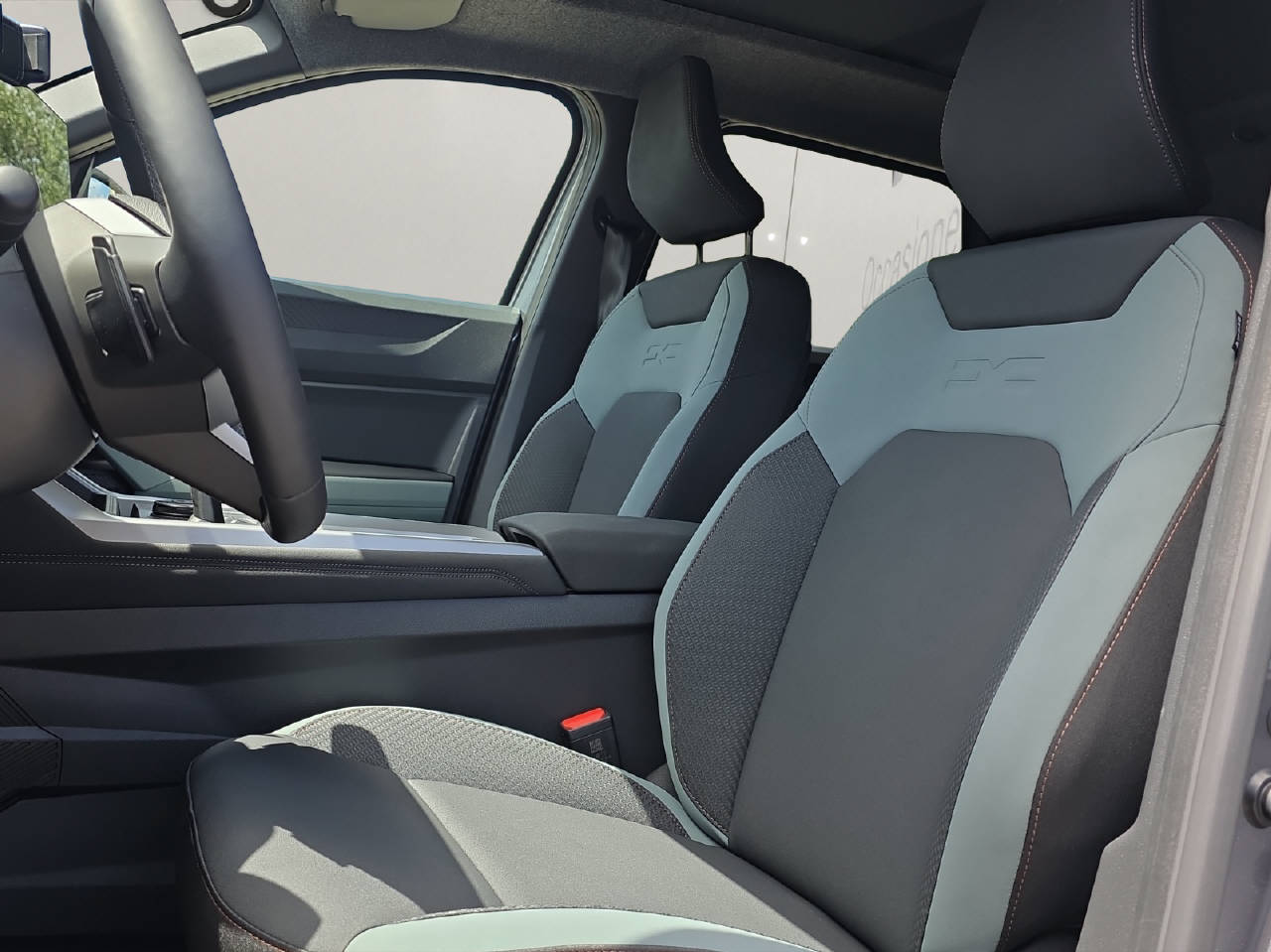 DACIA Bigster 1.2 Hybrid Extreme 4WD-image-8