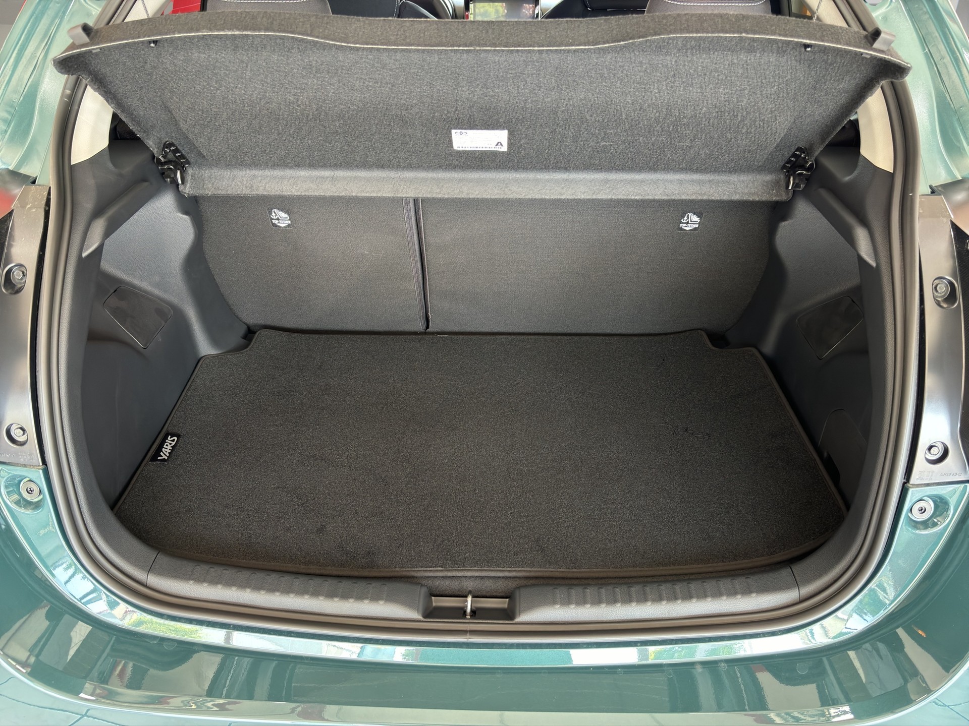 TOYOTA Yaris 1.5 Trend e-CVT-image-19