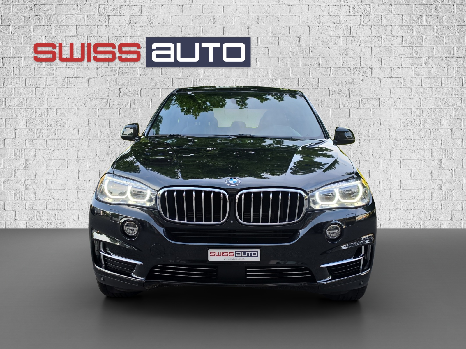 BMW X5 xDrive 40e iPerformance Steptronic-showroom-element-1
