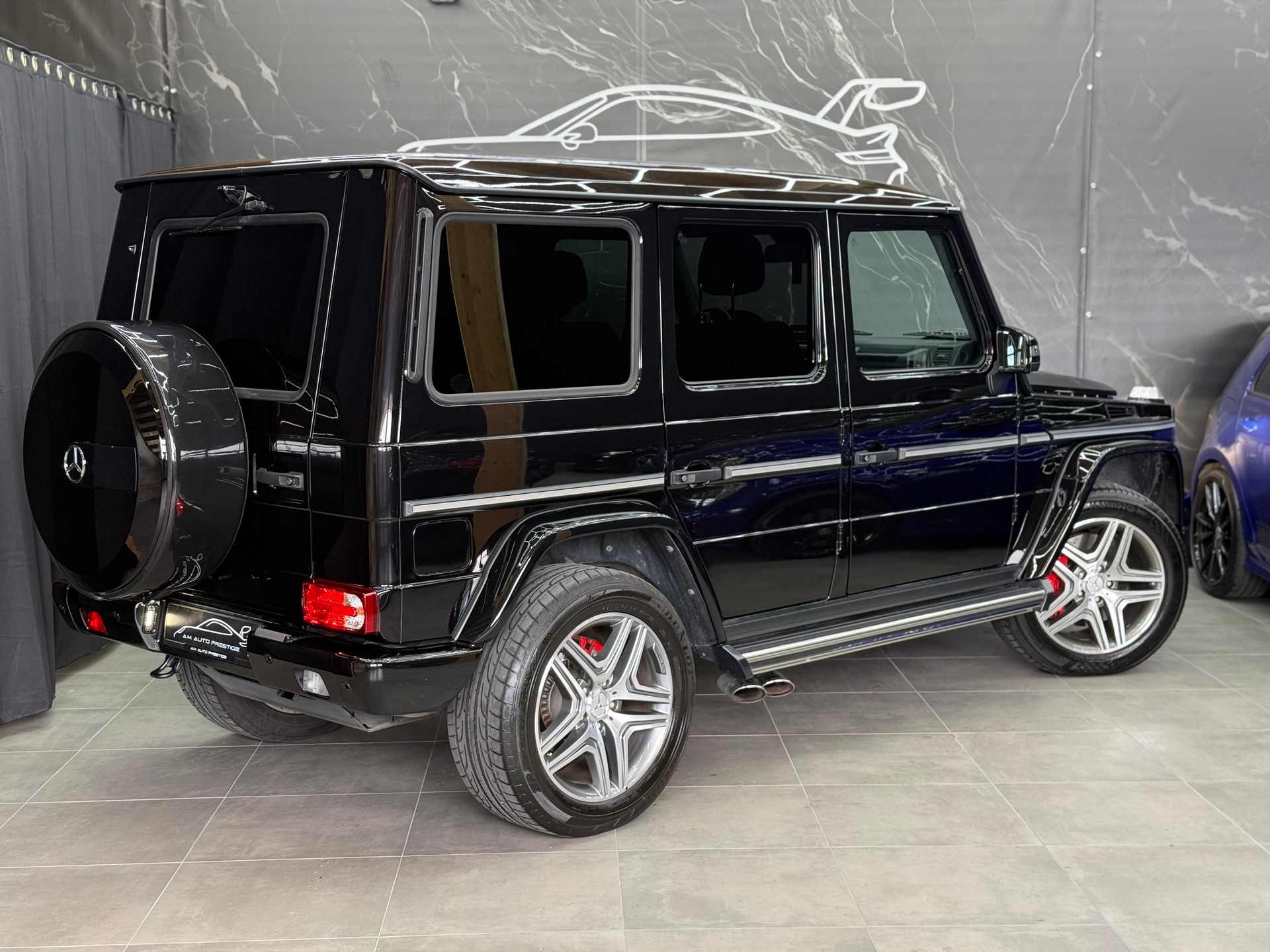MERCEDES-BENZ G 63 AMG Automatic-image-3