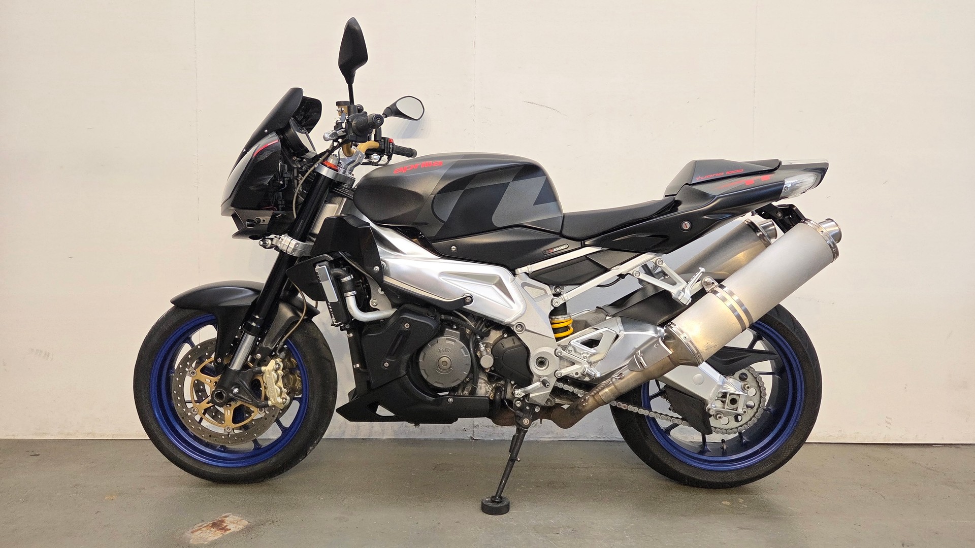 APRILIA Tuono 1000 R-image-1