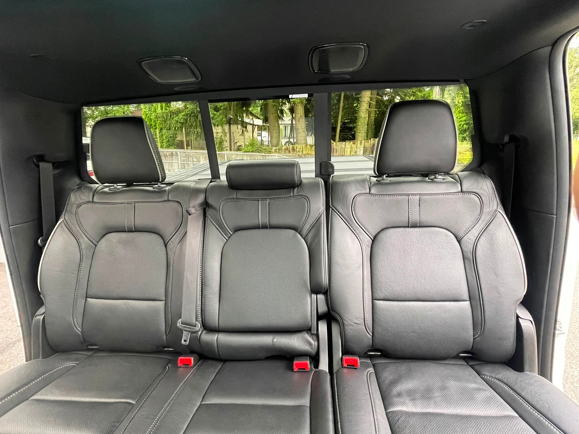 DODGE RAM 1500 Limited Facelift 5.7 HEMI V8 MDS VVT | 3.5 t Anhängelast | Vollausstattung-image-15