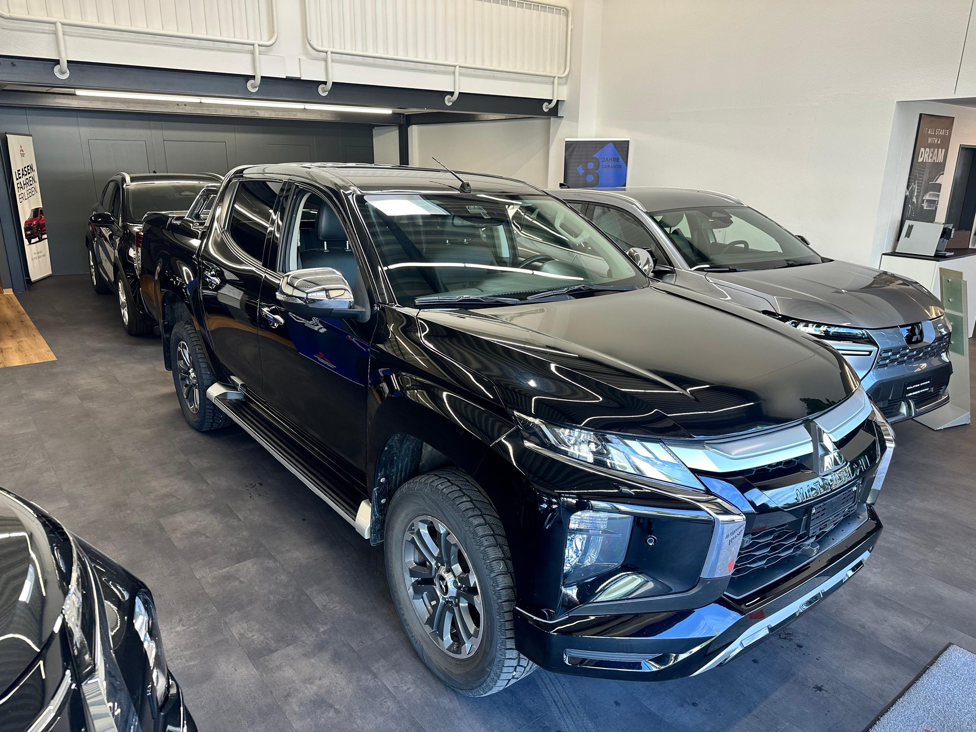 MITSUBISHI L200 D-Cab Pick-up 2.2 DID 4x4 Diamond-image-6