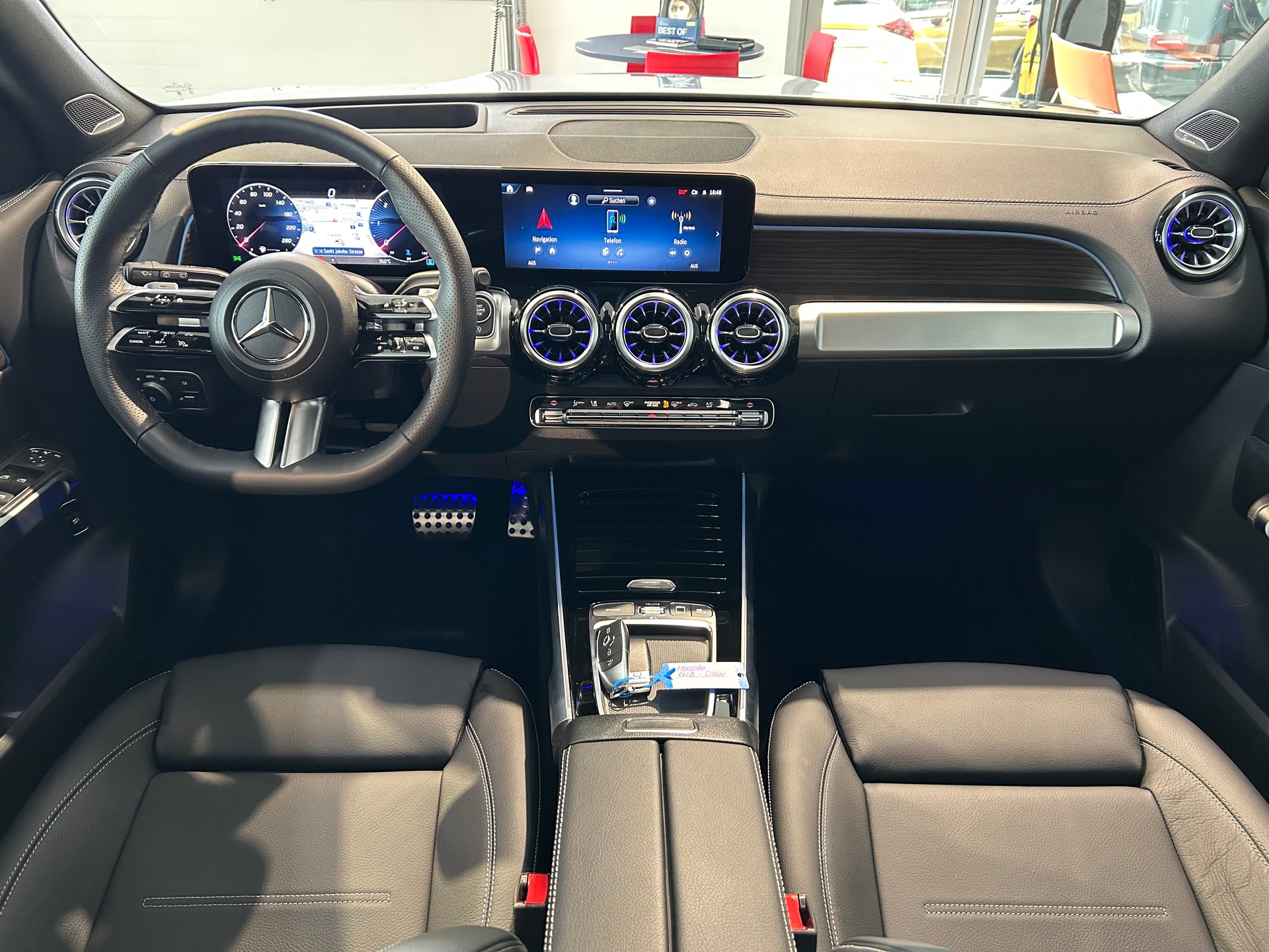 MERCEDES-BENZ GLB 220 d 4Matic 8G-Tronic-image-14