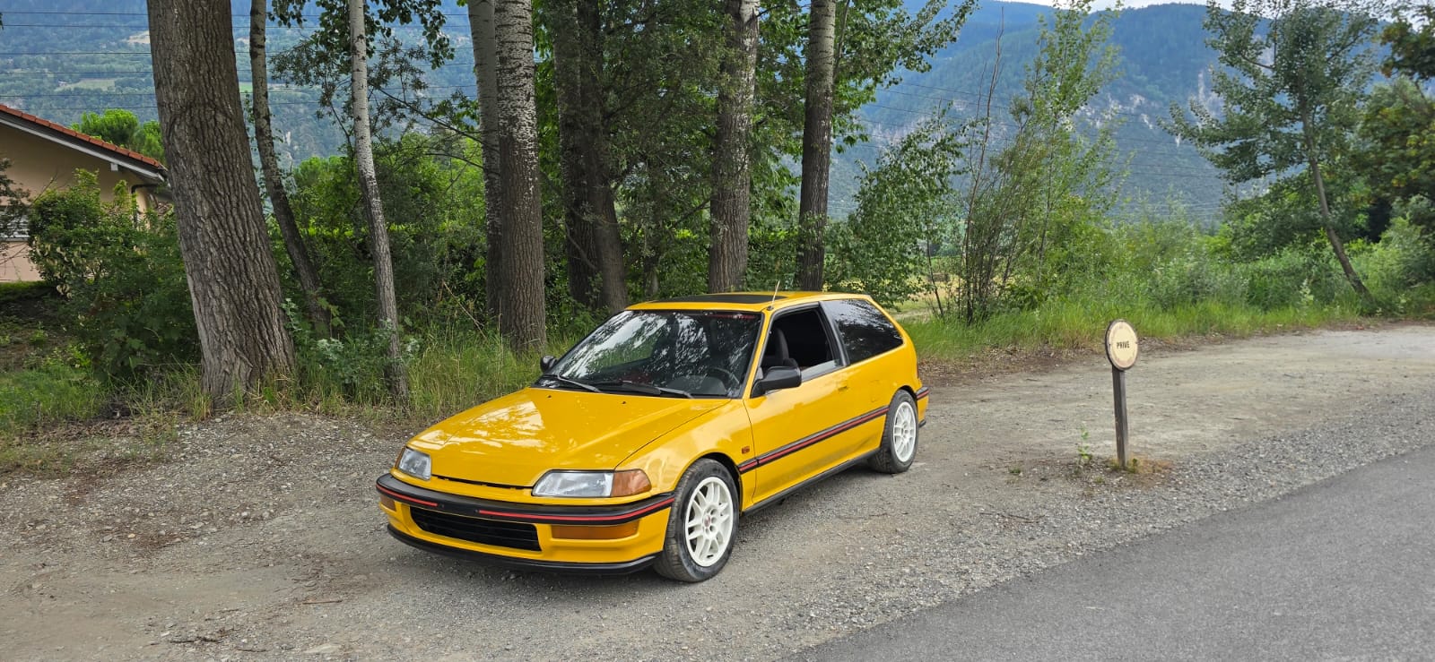 HONDA Civic 1.6i-16 DOHC V-TEC