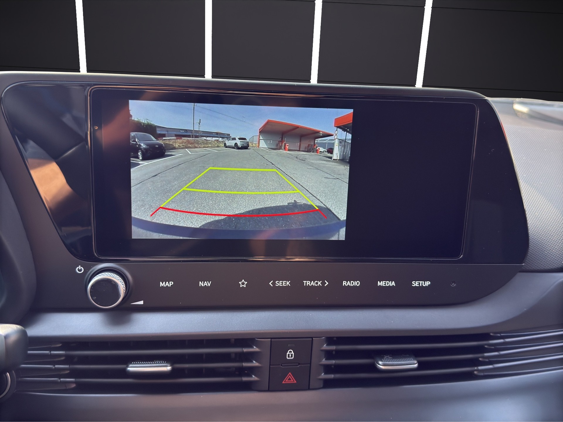 HYUNDAI i20 1.0 T-GDi Vertex DCT-image-8