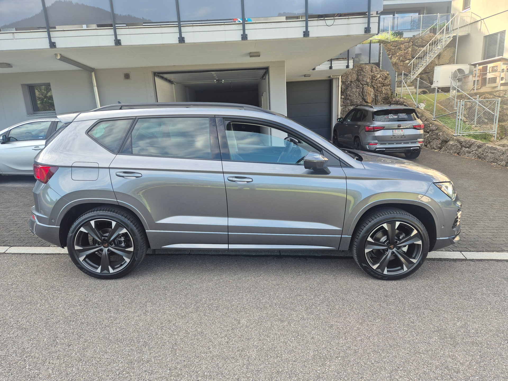 CUPRA Ateca 2.0TSI 4Drive DSG-image-3