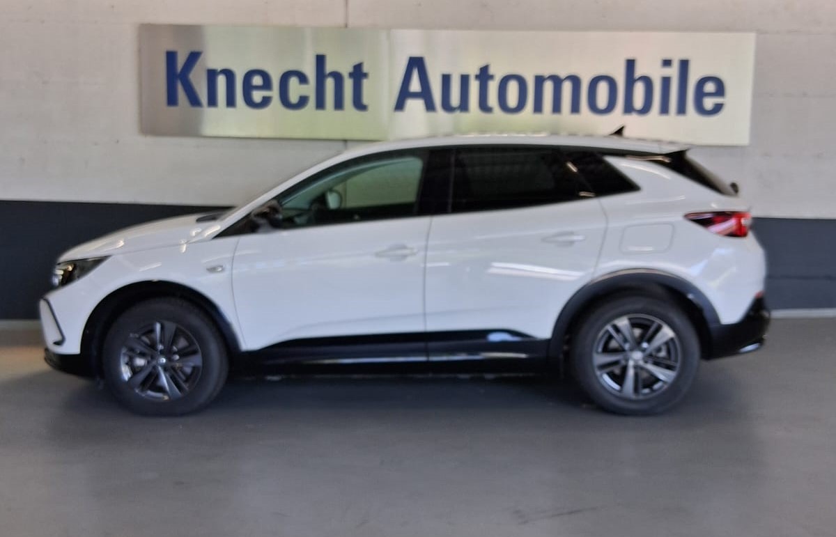 OPEL Grandland 1.6 Hybrid GS Line Automatik