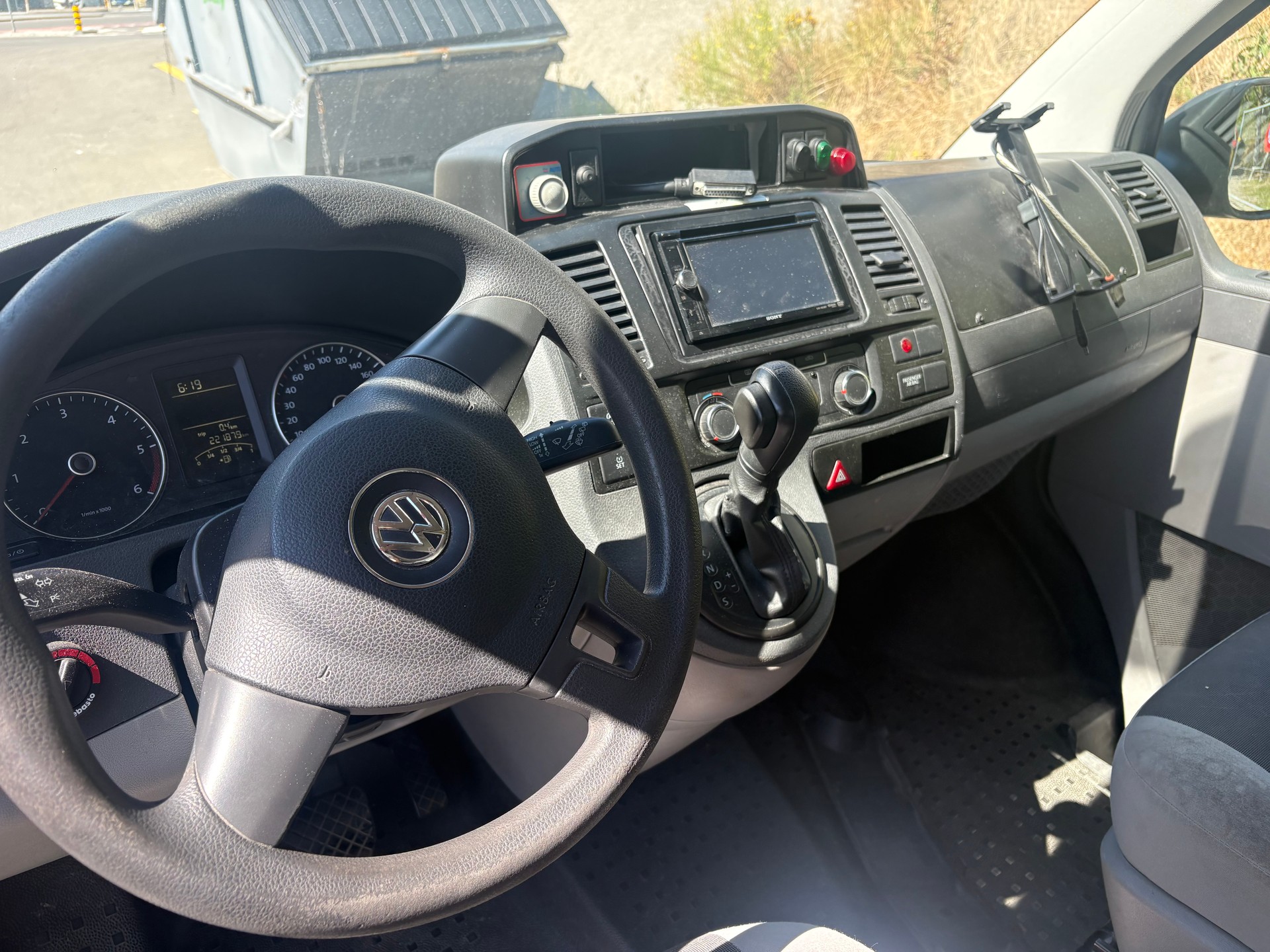 VW T5 2.0 Bi-TDI BMT 4Motion DSG-image-8