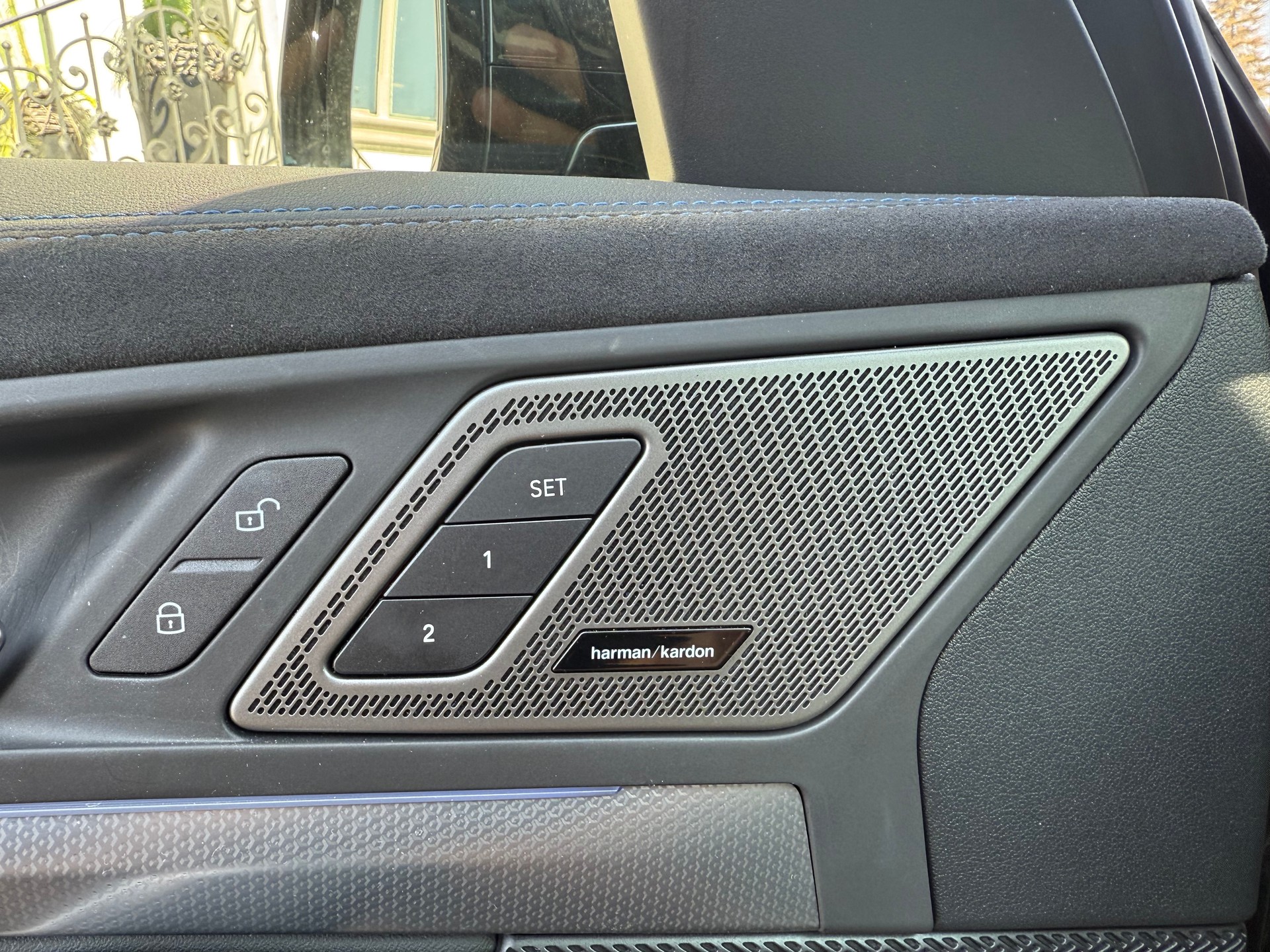 BMW X1 23i xDrive paddles M-SPORT PRO-image-15