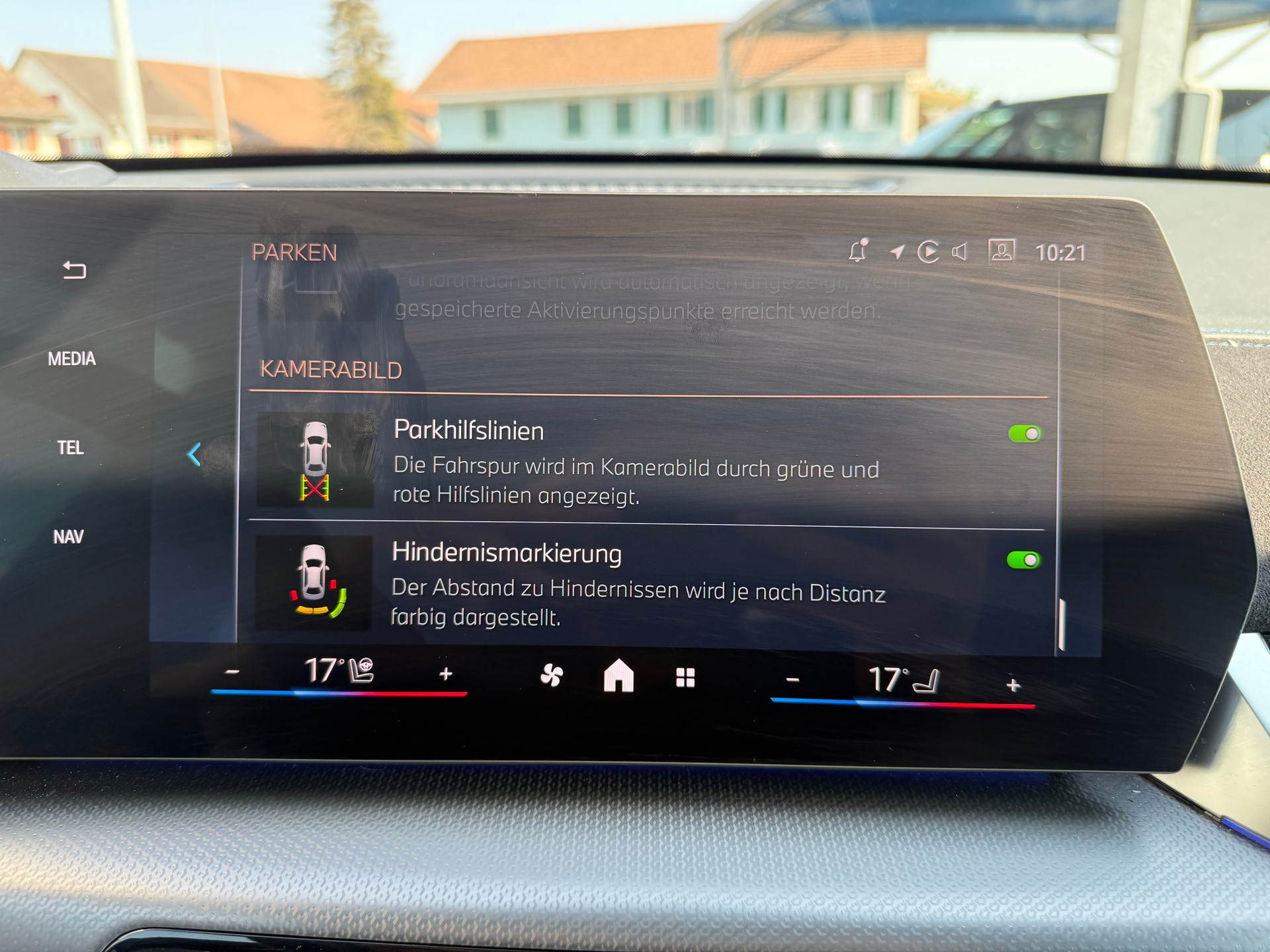 BMW X1 23i xDrive paddles M-SPORT PRO-image-27