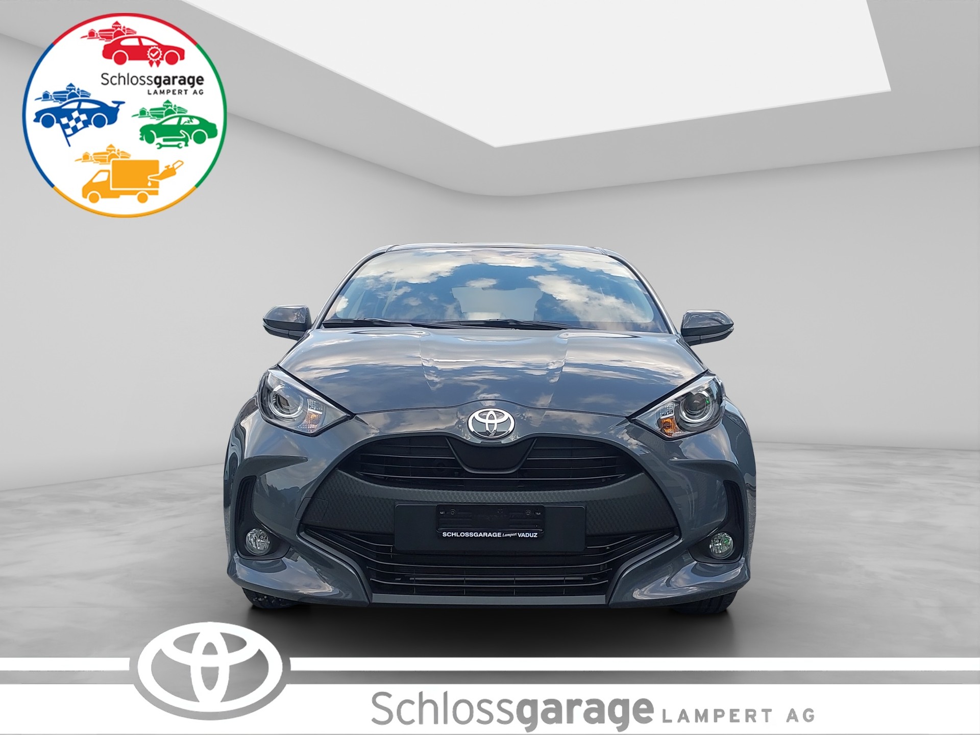 TOYOTA Yaris 1.5 VVT-i HSD Comfort-showroom-element-1