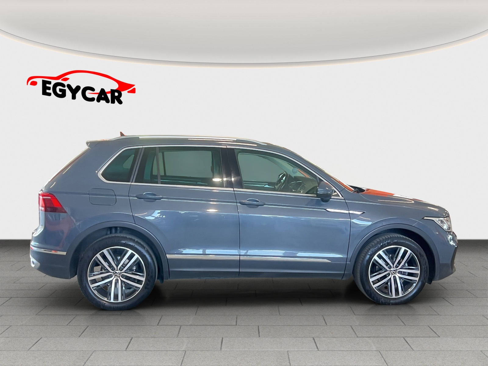 VW Tiguan 2.0 TDI SCR Elegance 4Motion DSG-image-7