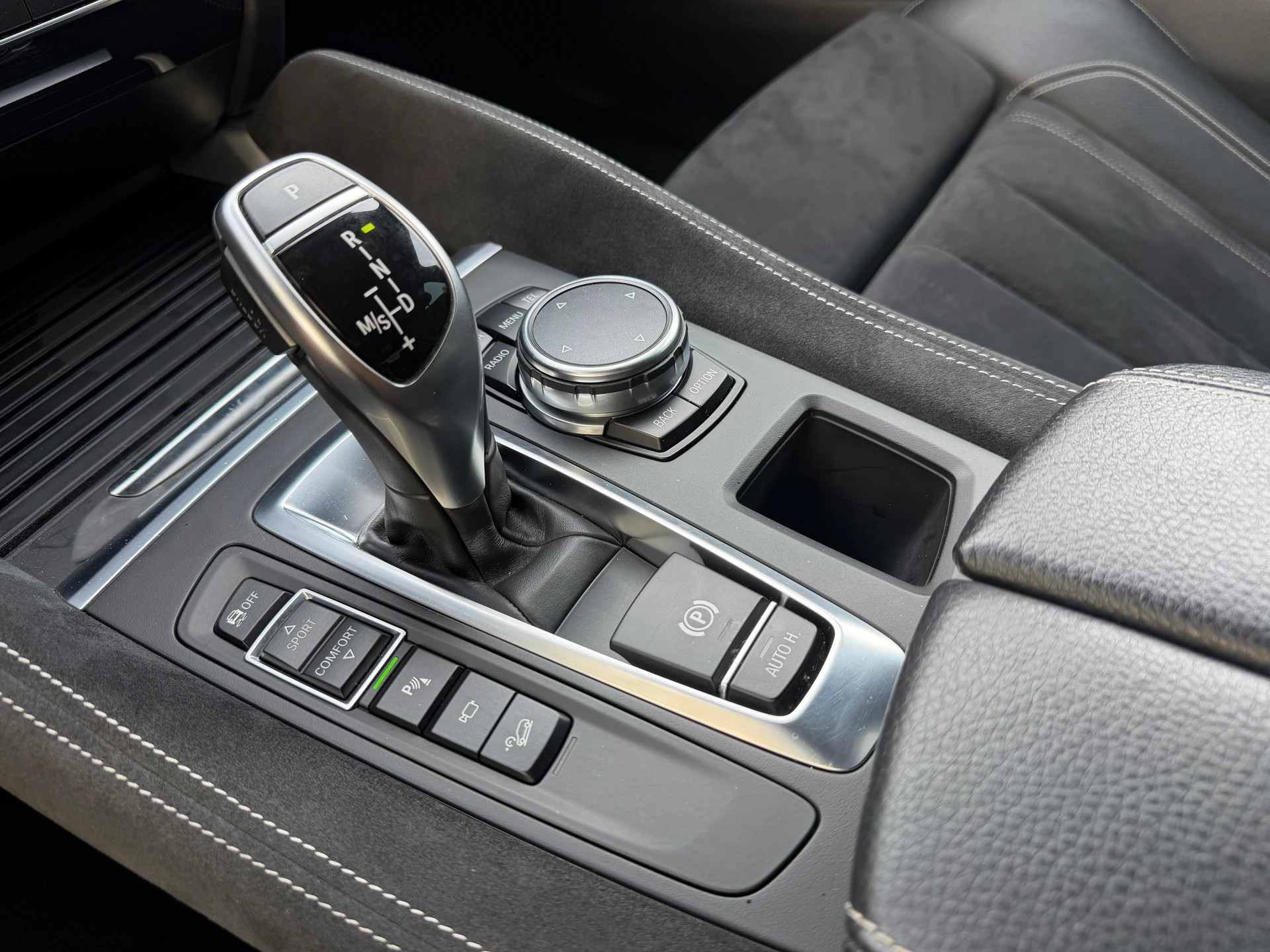 BMW X6 xDrive 30d Steptronic-image-26