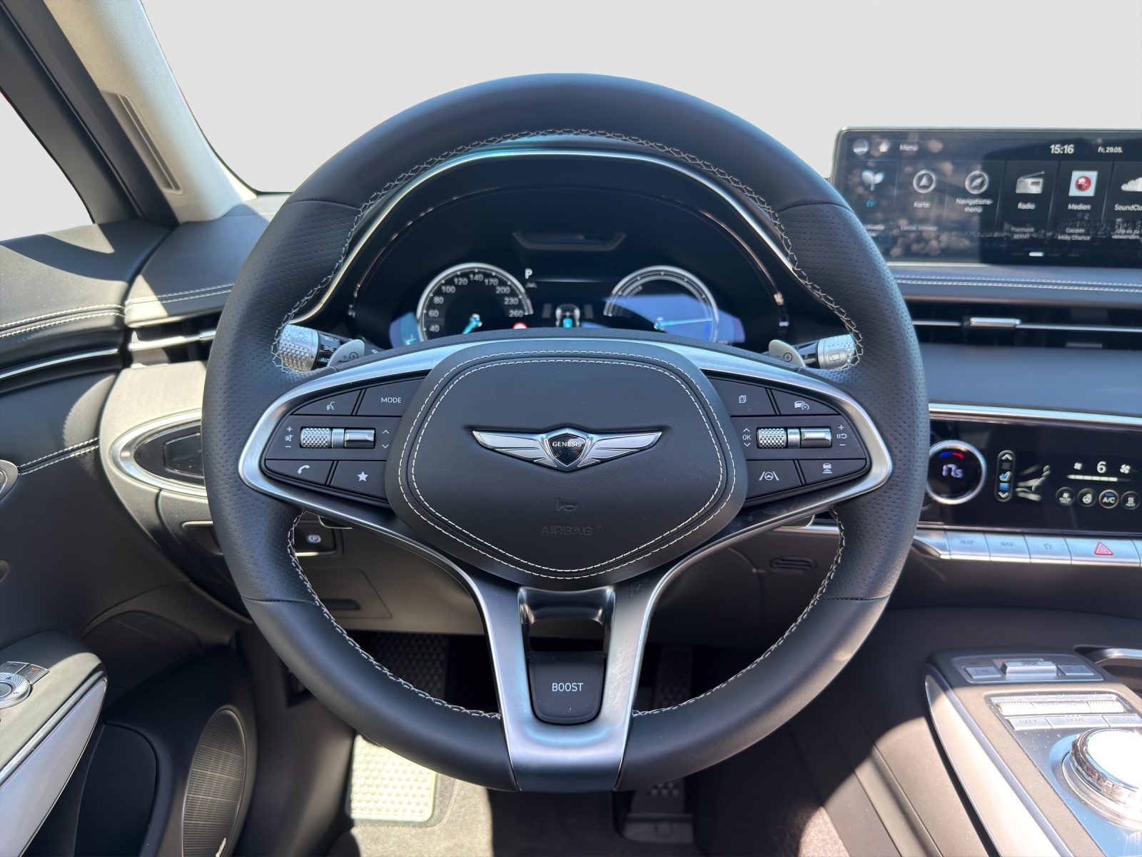 GENESIS GV70 Electrified Sport kWh 77,4 AWD-image-12