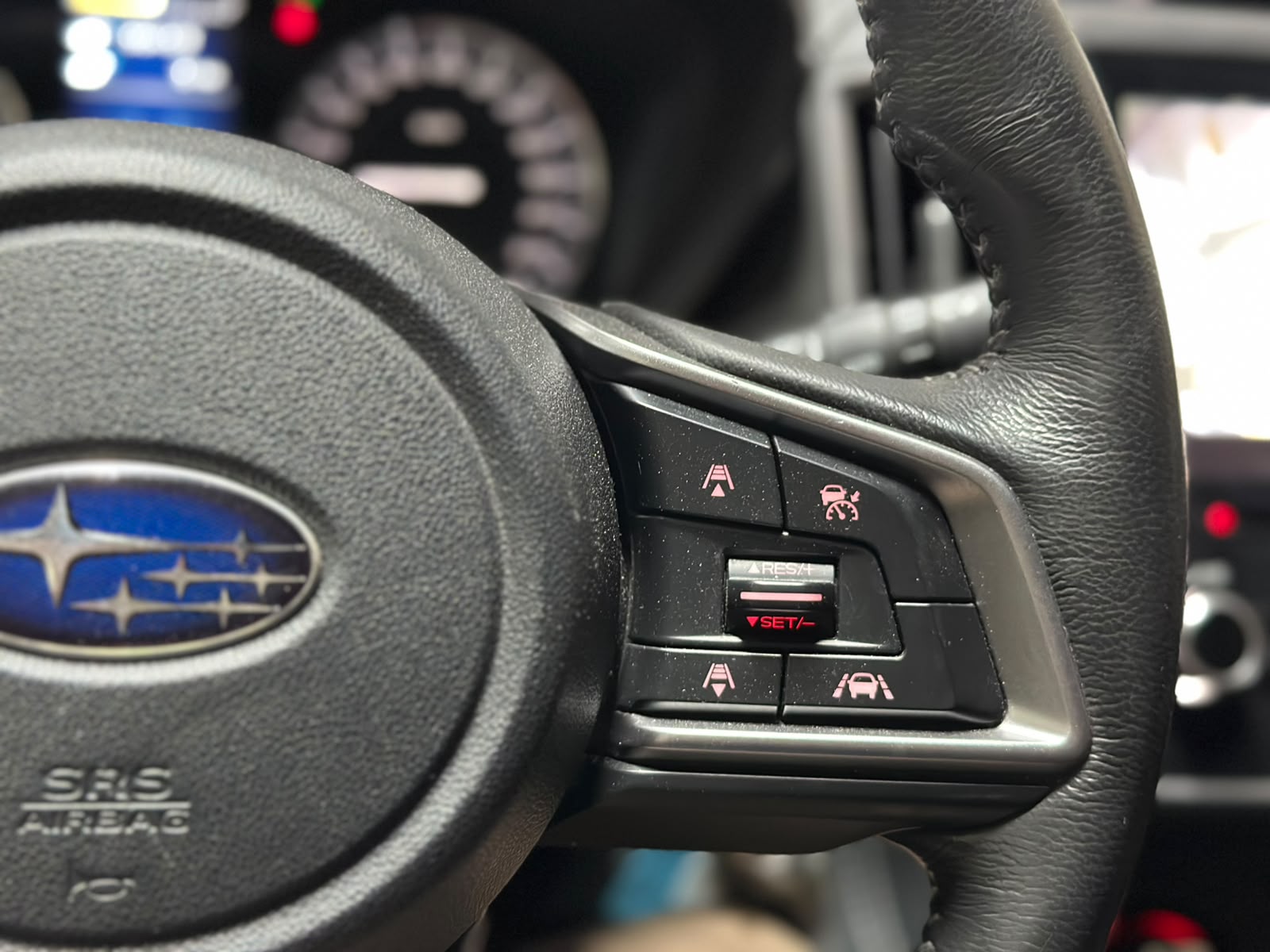 SUBARU Impreza 1.6 Advantage AWD CVT-image-11
