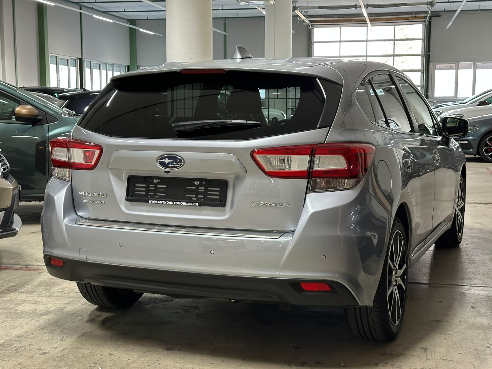 SUBARU Impreza 1.6 Advantage AWD CVT-image-4
