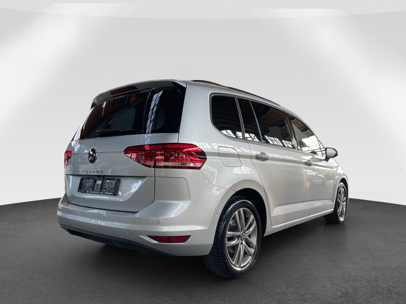 VW Touran 1.5 TSI Comfortline DSG-image-5