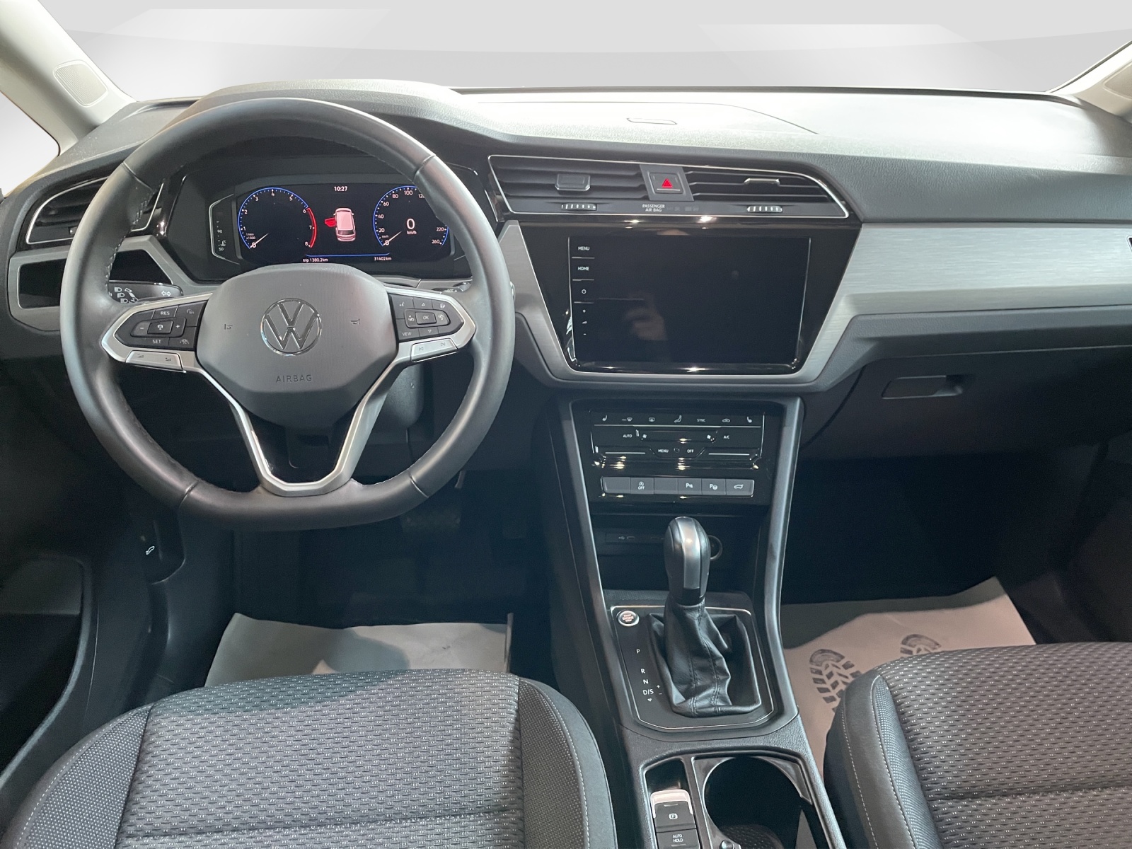 VW Touran 1.5 TSI Comfortline DSG-image-7