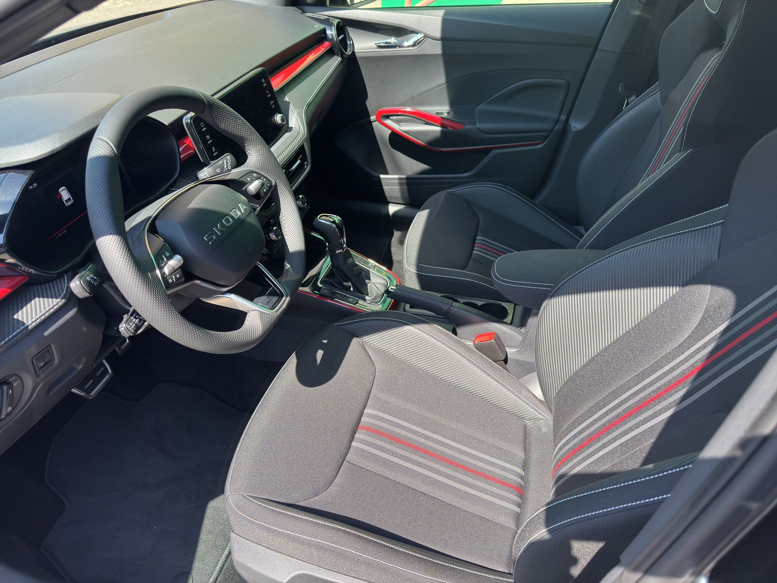 SKODA Fabia 1.0 TSI Monte Carlo DSG-image-6