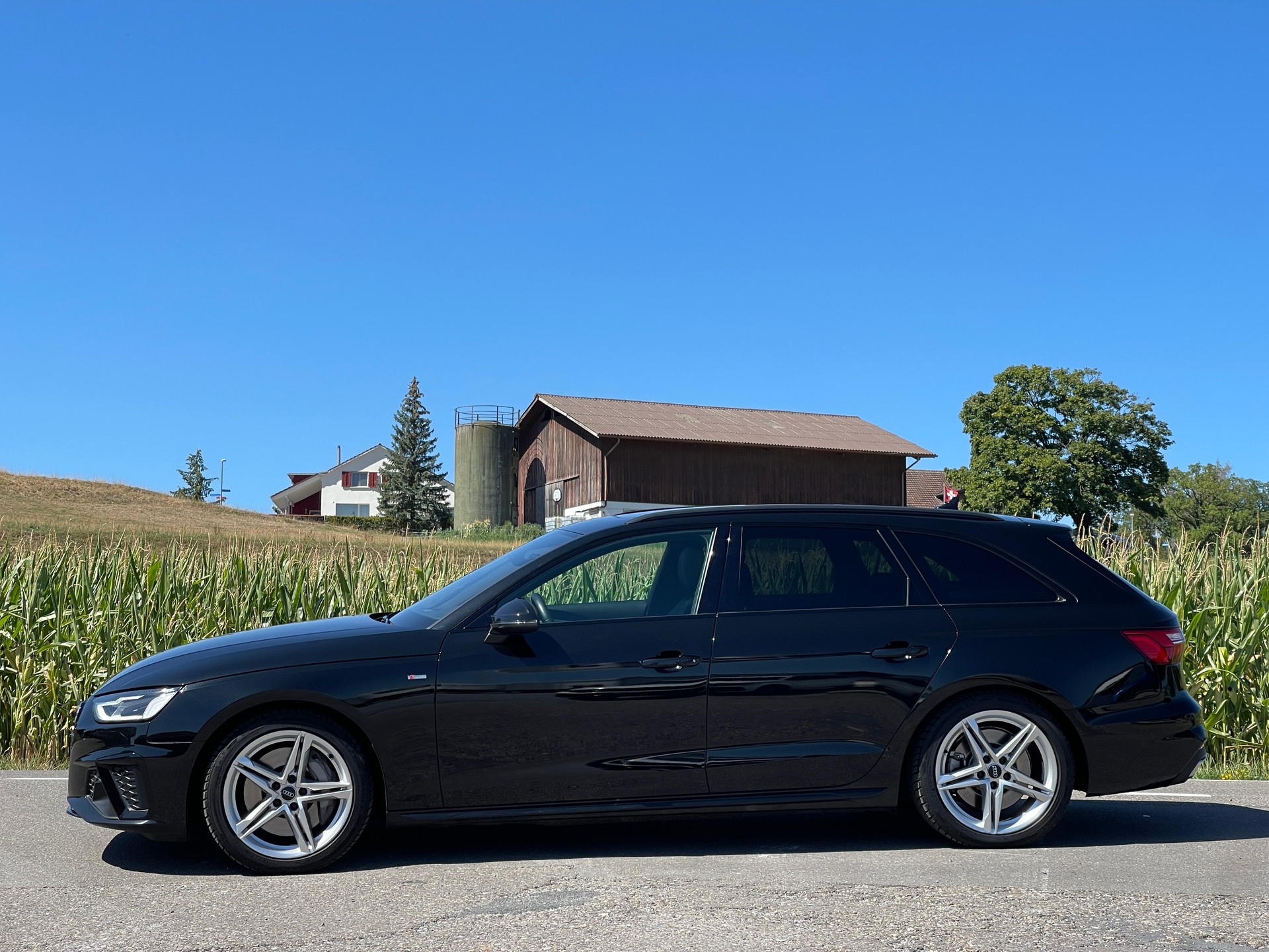 AUDI A4 Avant 50 TDI S line quattro tiptronic-showroom-element-1