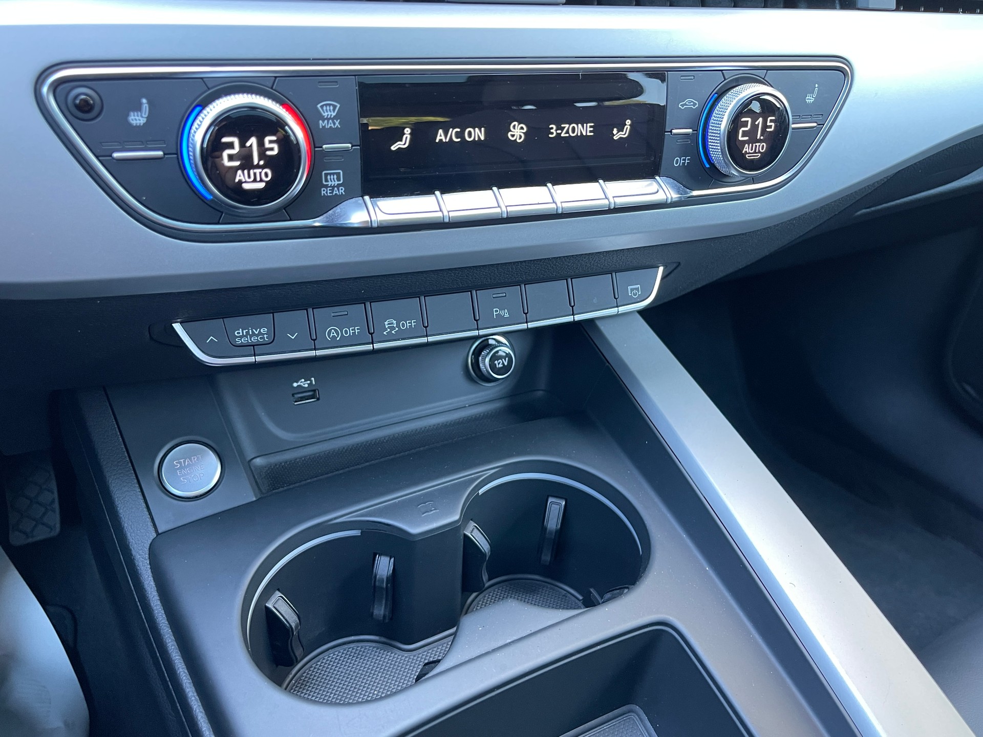 AUDI A4 Avant 50 TDI S line quattro tiptronic-image-16