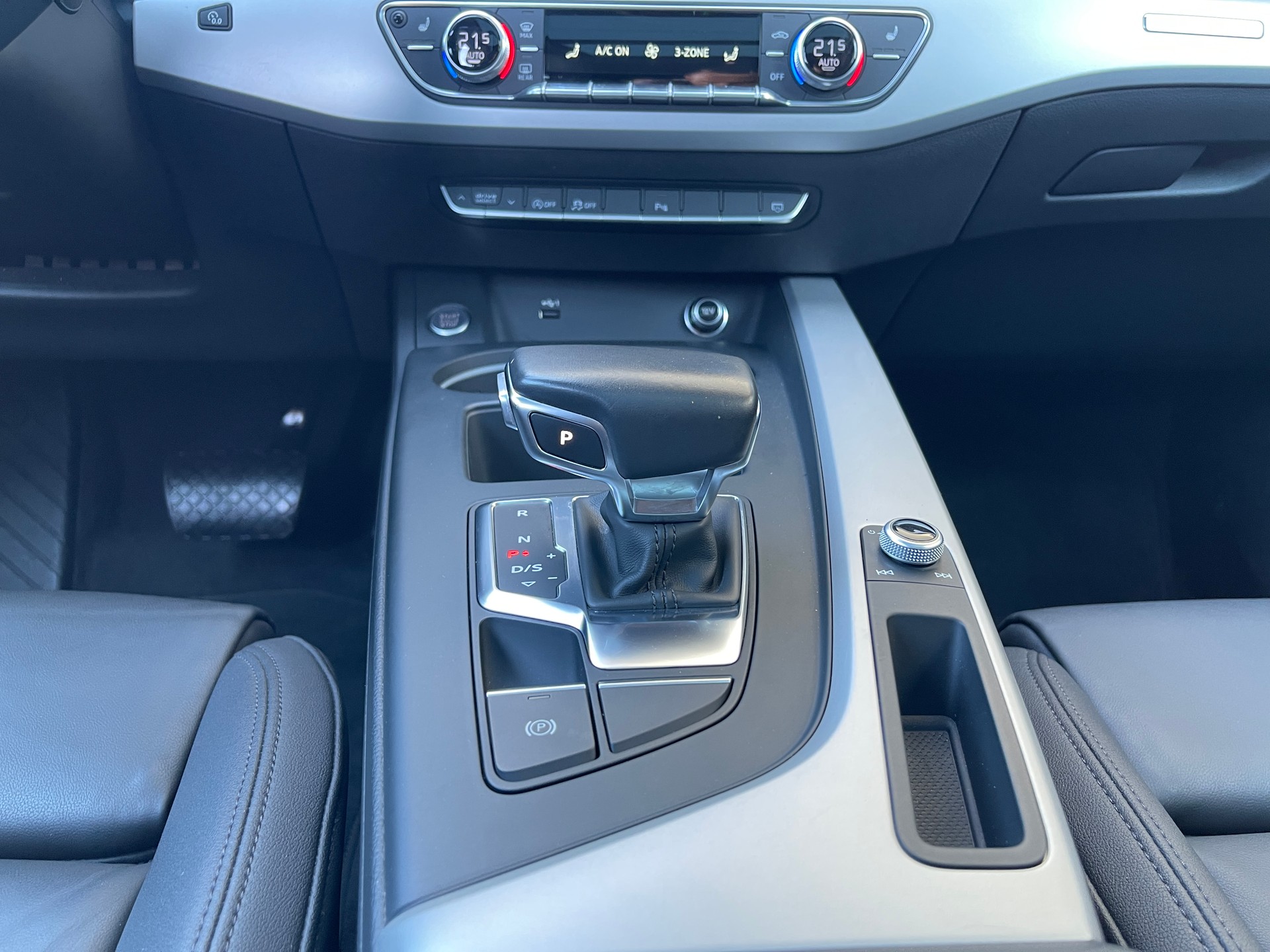 AUDI A4 Avant 50 TDI S line quattro tiptronic-image-15